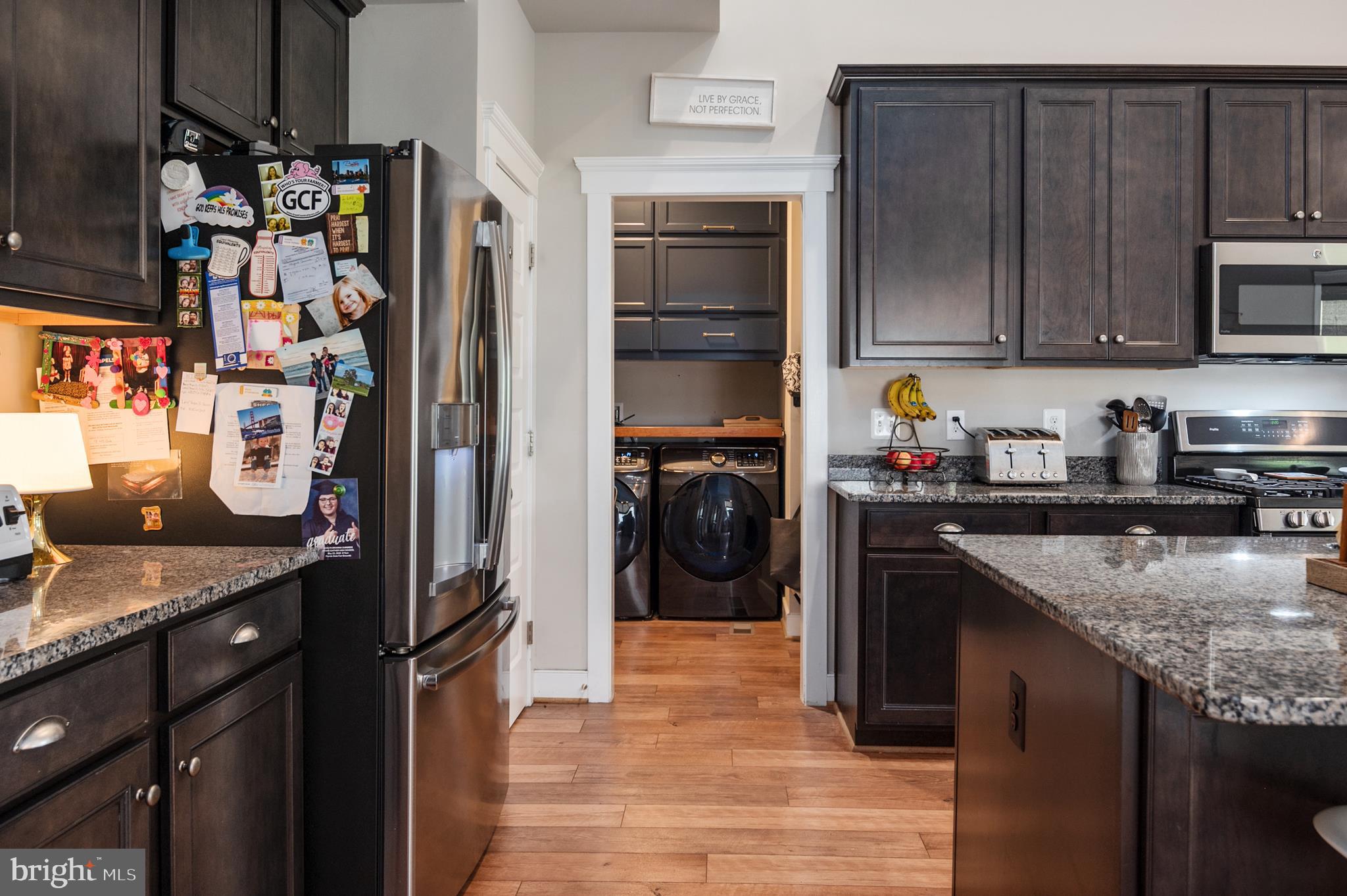 AVONDALE ESTATES - Residential