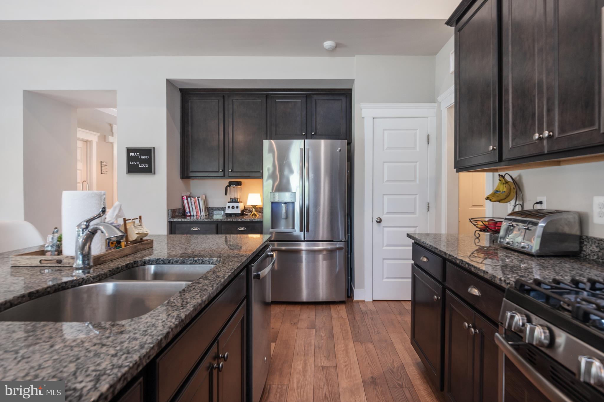 AVONDALE ESTATES - Residential