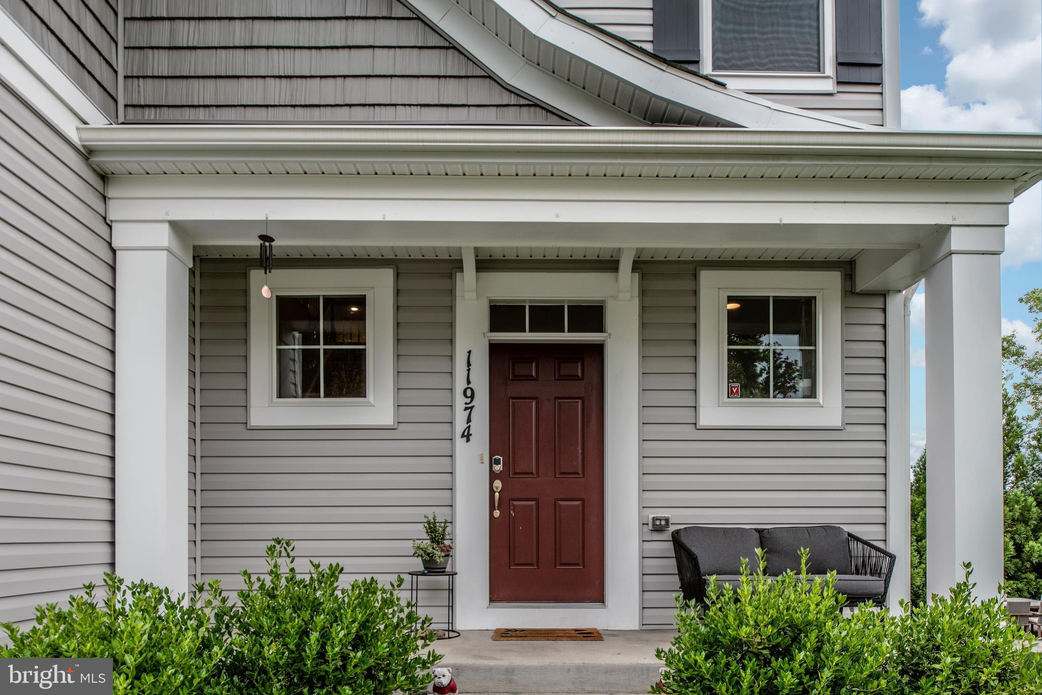 AVONDALE ESTATES - Residential