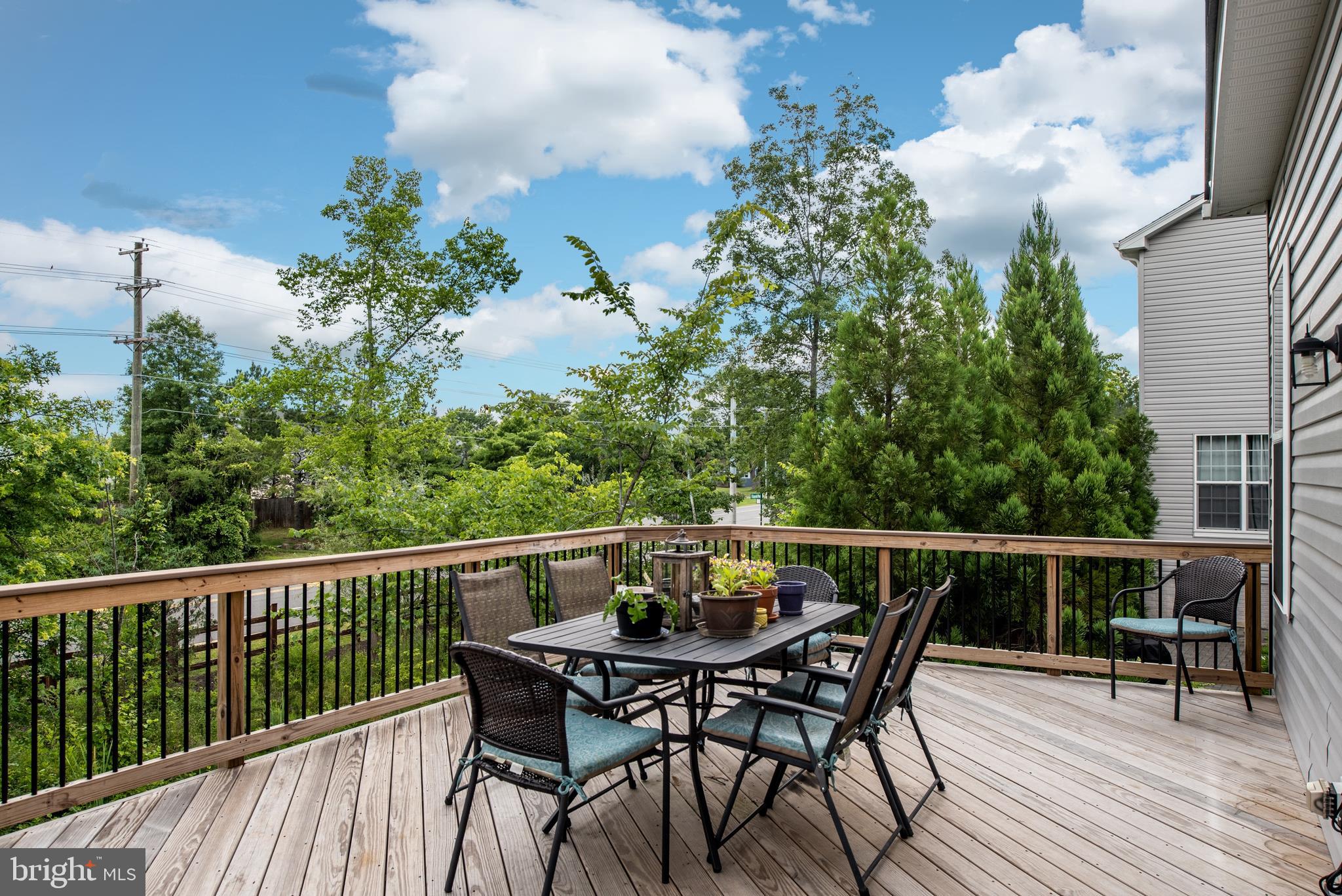 AVONDALE ESTATES - Residential