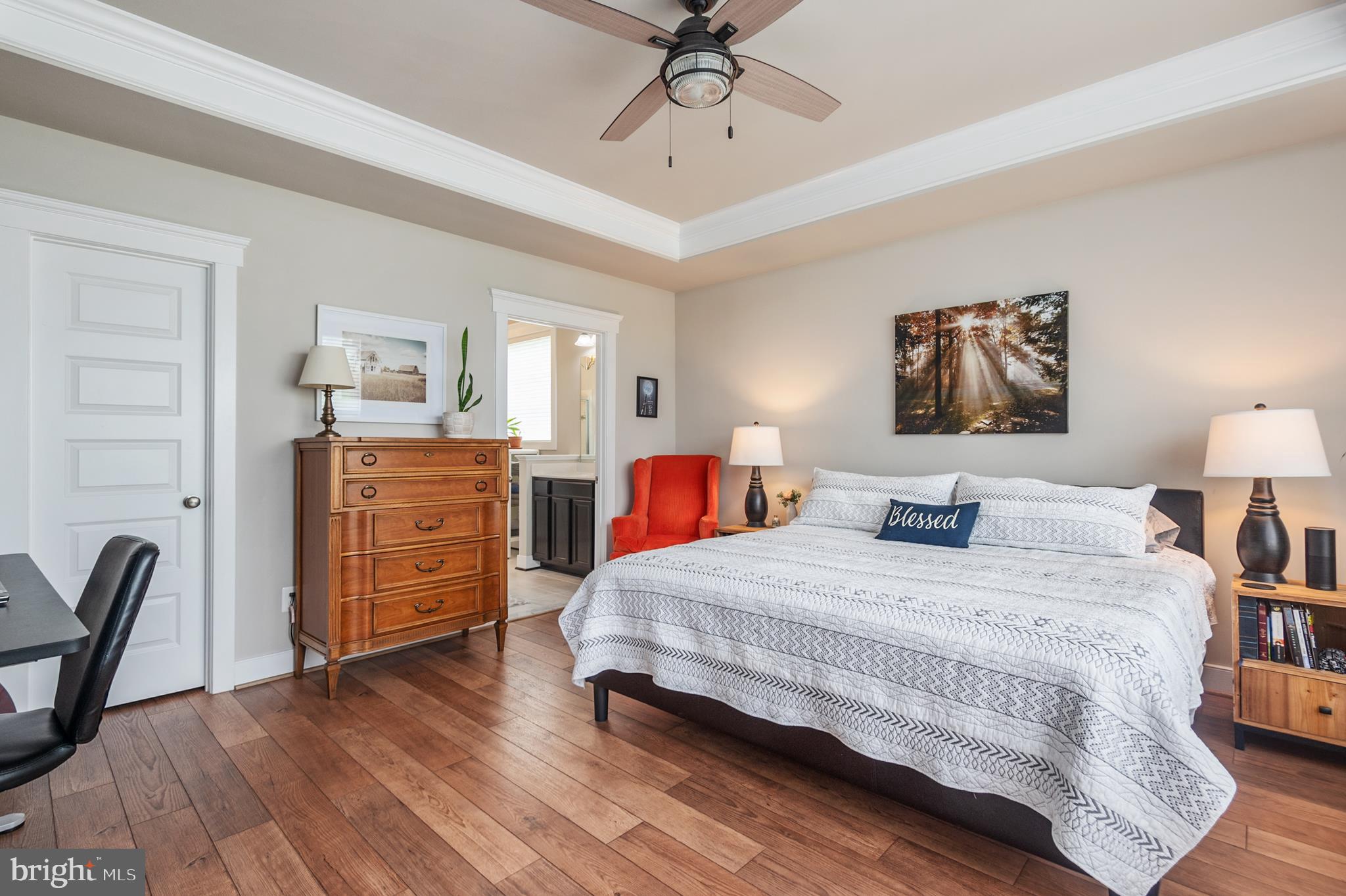 AVONDALE ESTATES - Residential