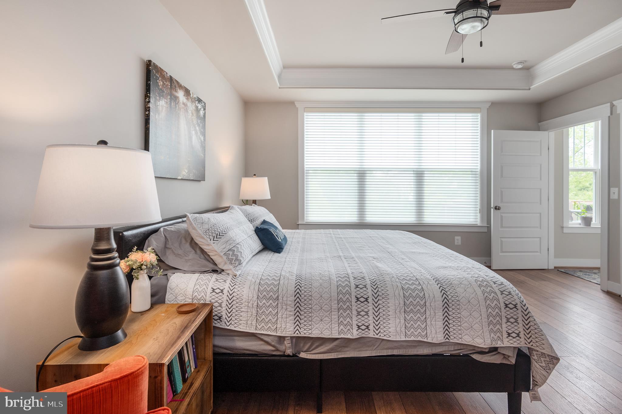 AVONDALE ESTATES - Residential