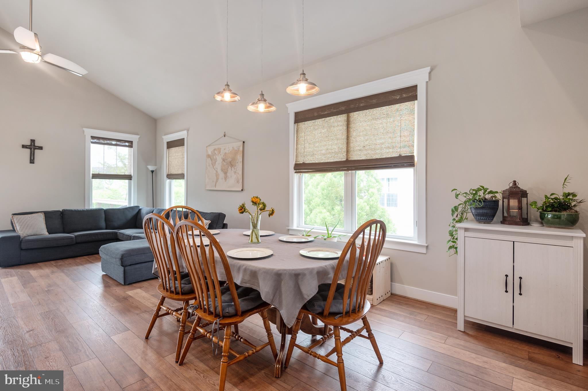 AVONDALE ESTATES - Residential