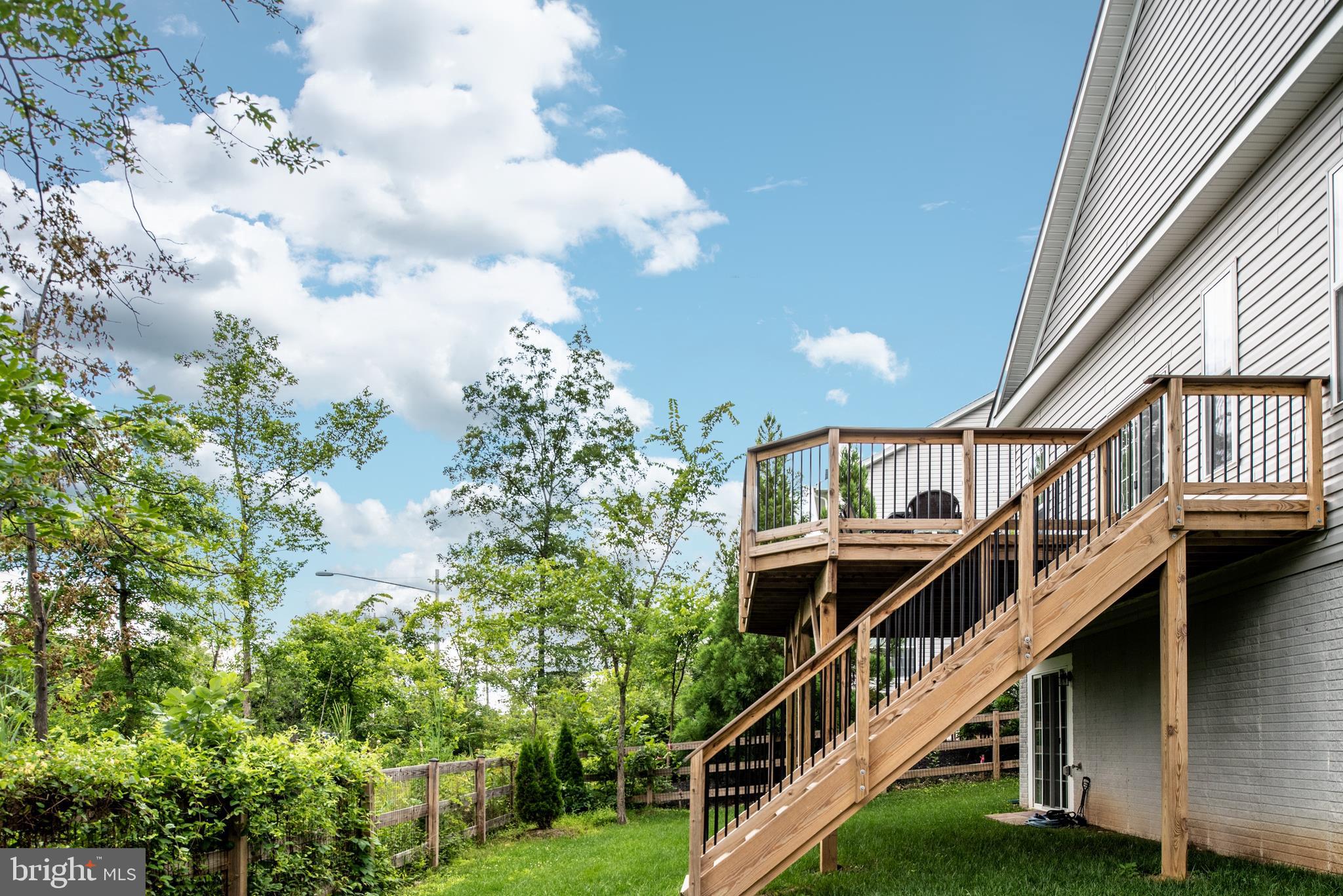 AVONDALE ESTATES - Residential