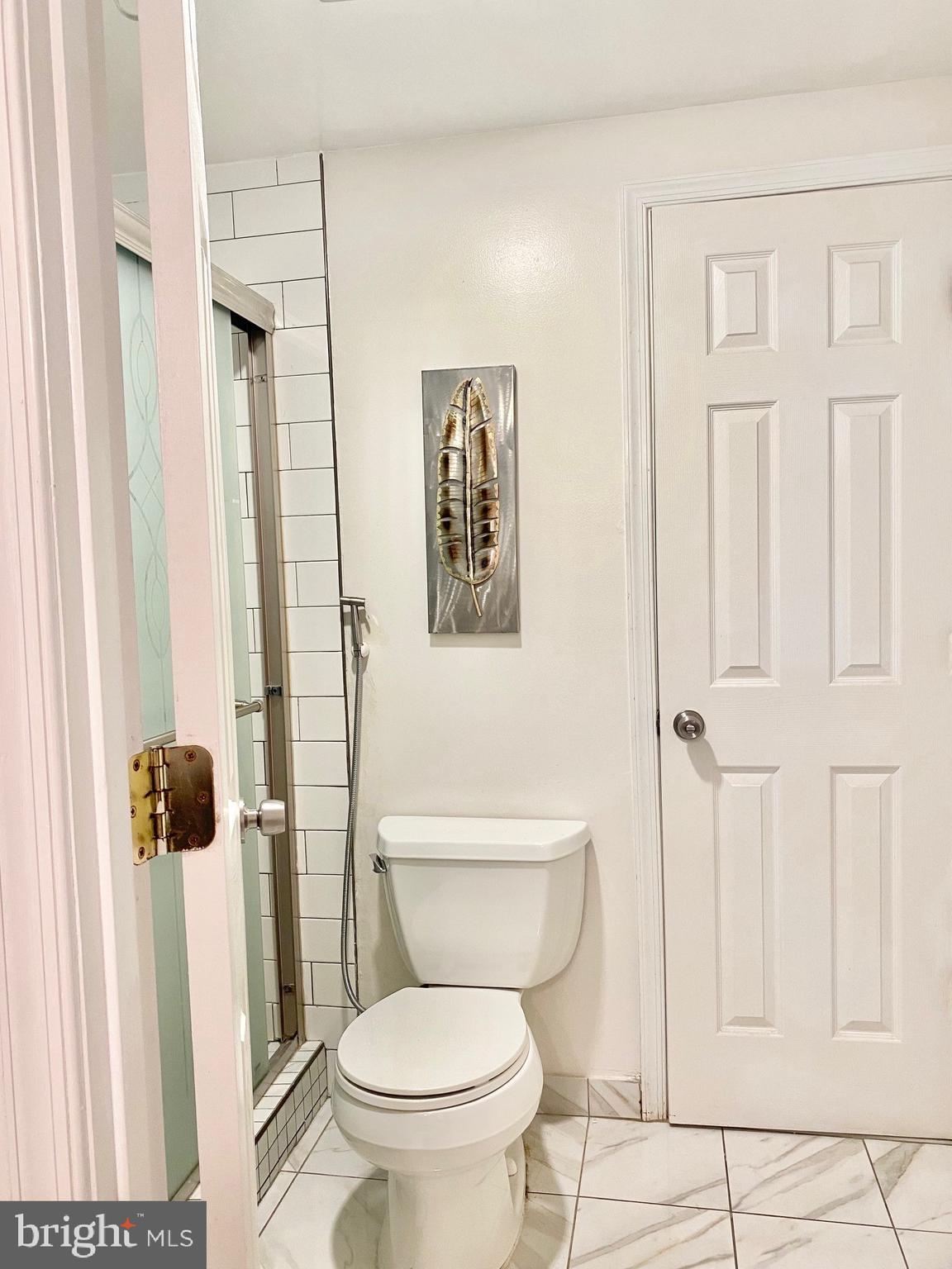 SKYLINE PLAZA - Residential Lease