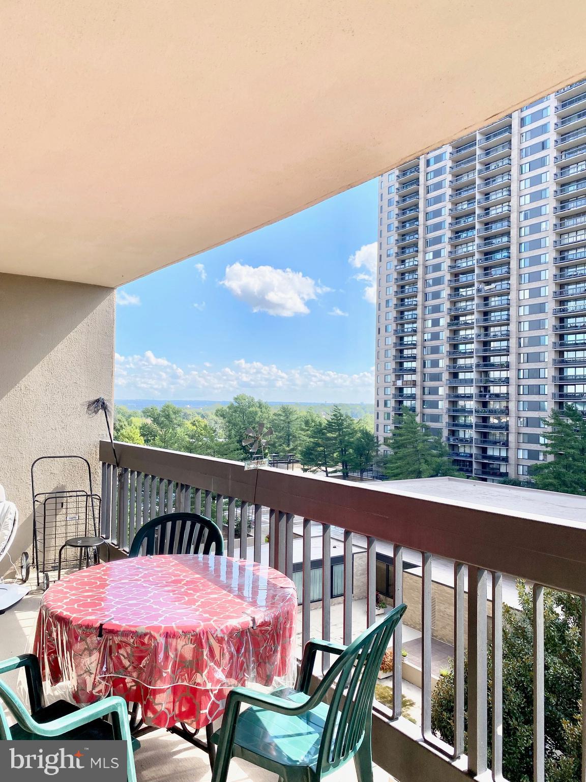 SKYLINE PLAZA - Residential Lease