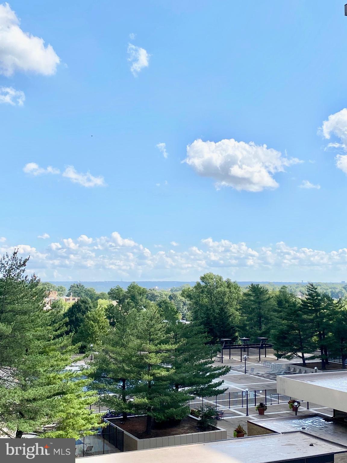 SKYLINE PLAZA - Residential Lease