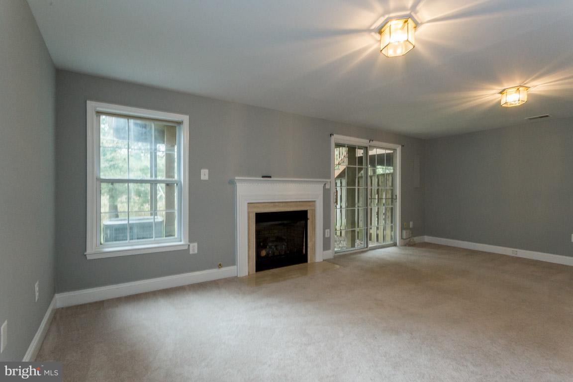 KINGSTOWNE - Residential