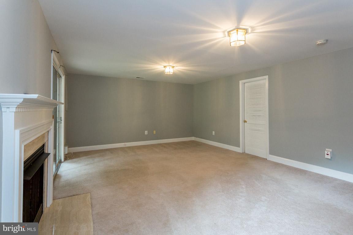 KINGSTOWNE - Residential