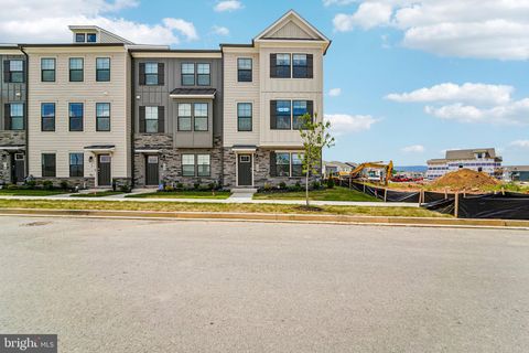 Townhouse For Sale - 432 Ensemble Way<br/> Frederick County, FREDERICK, MD 21701