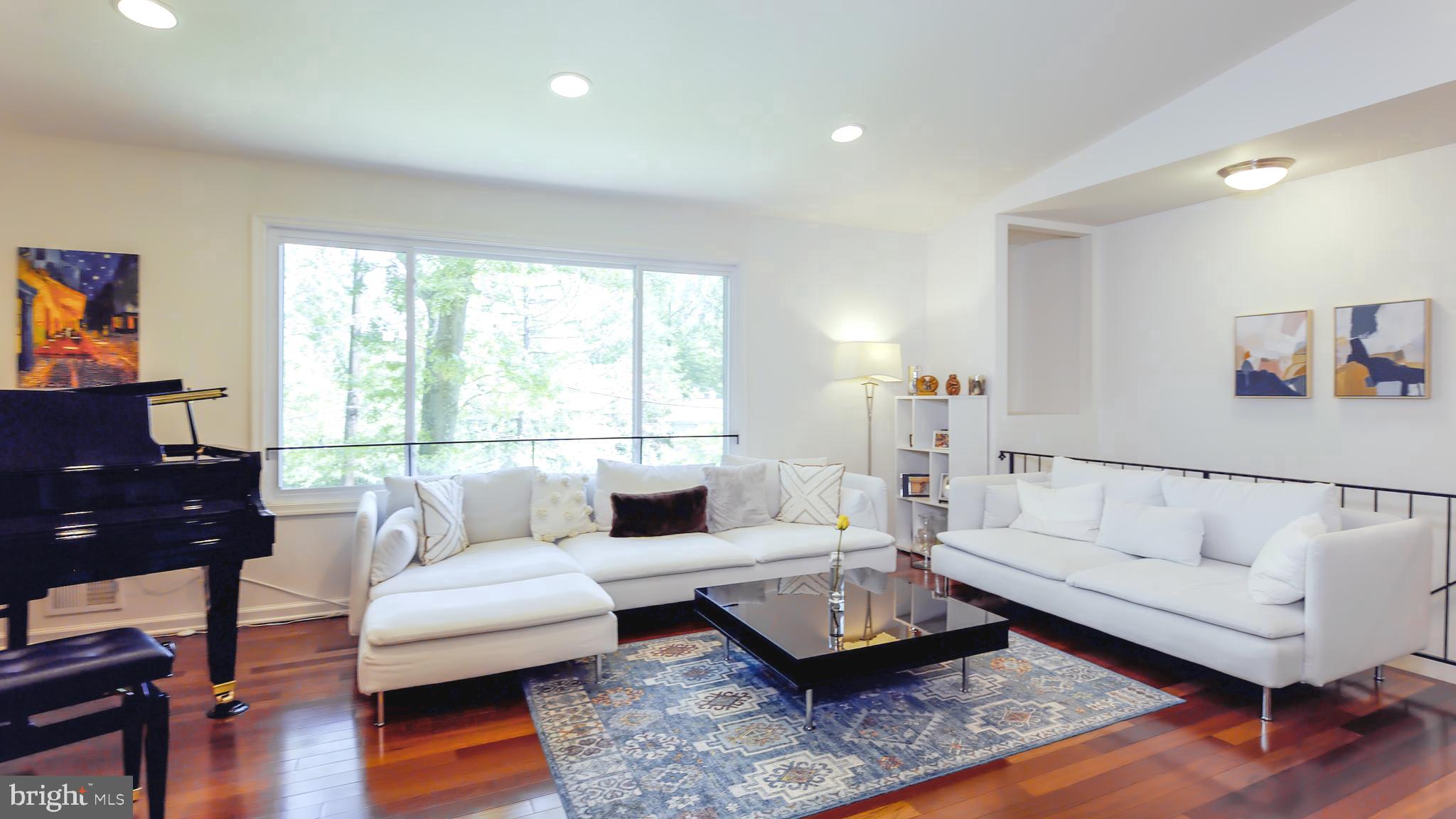 BRADLEY PARK - Residential Lease