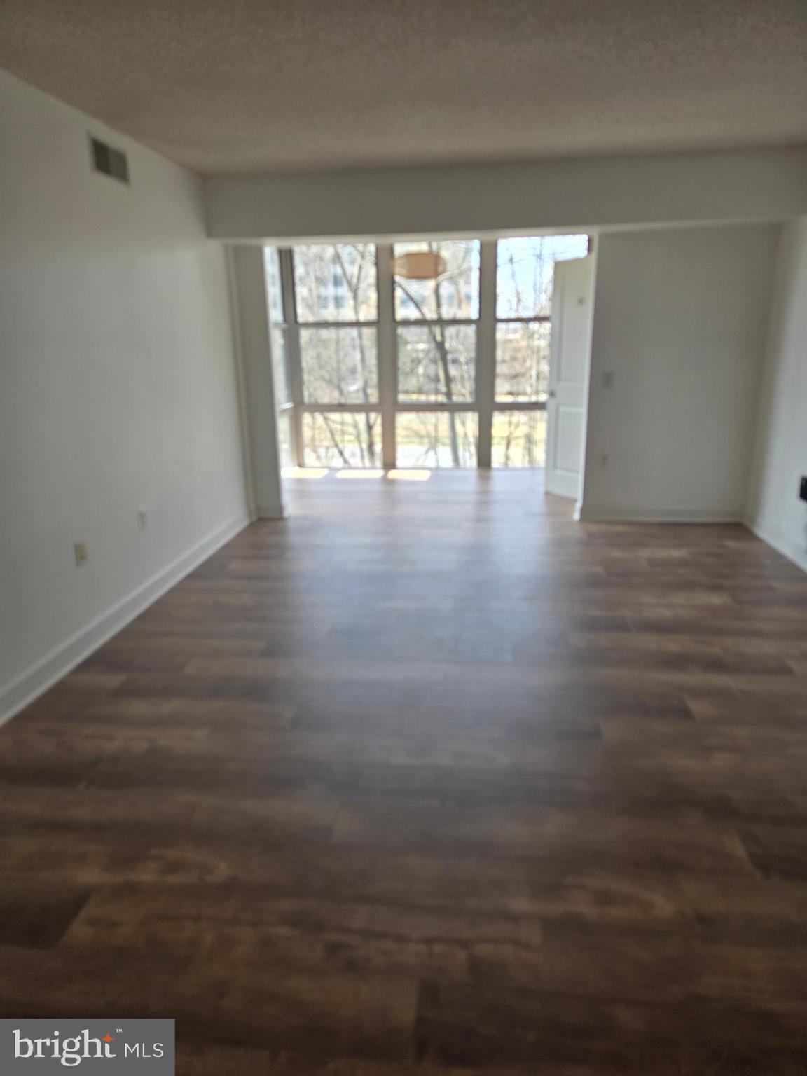 CARLTON HOUSE - Residential