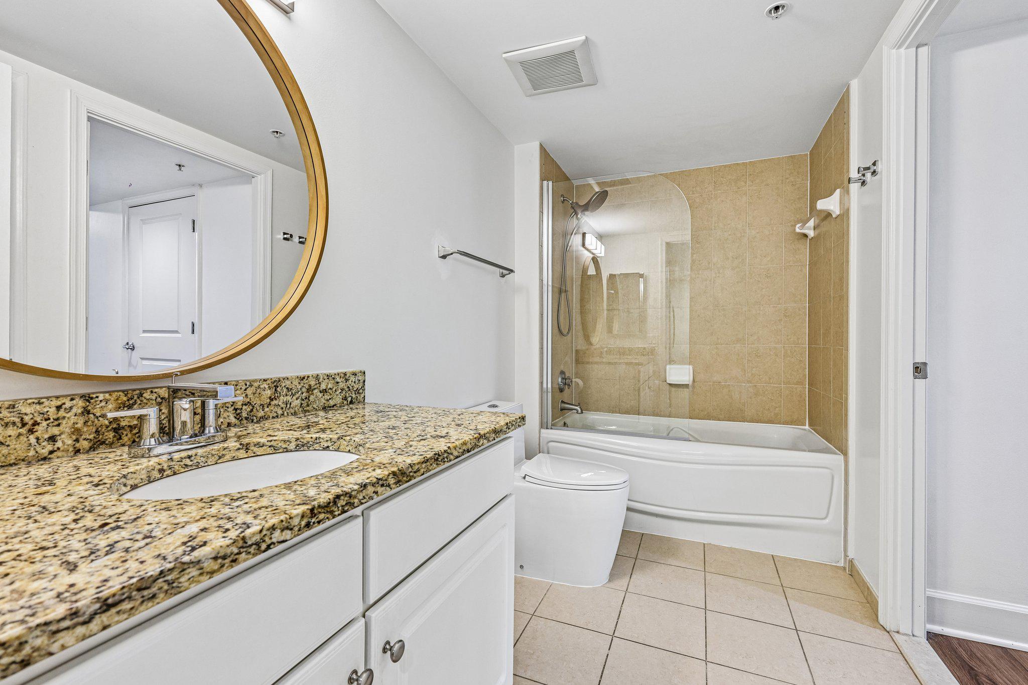 CARLTON HOUSE - Residential