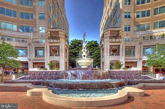 CARLTON HOUSE - Residential