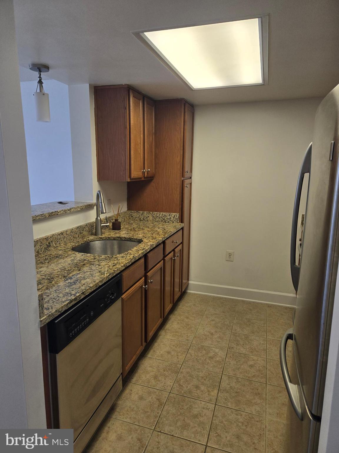 CARLTON HOUSE - Residential