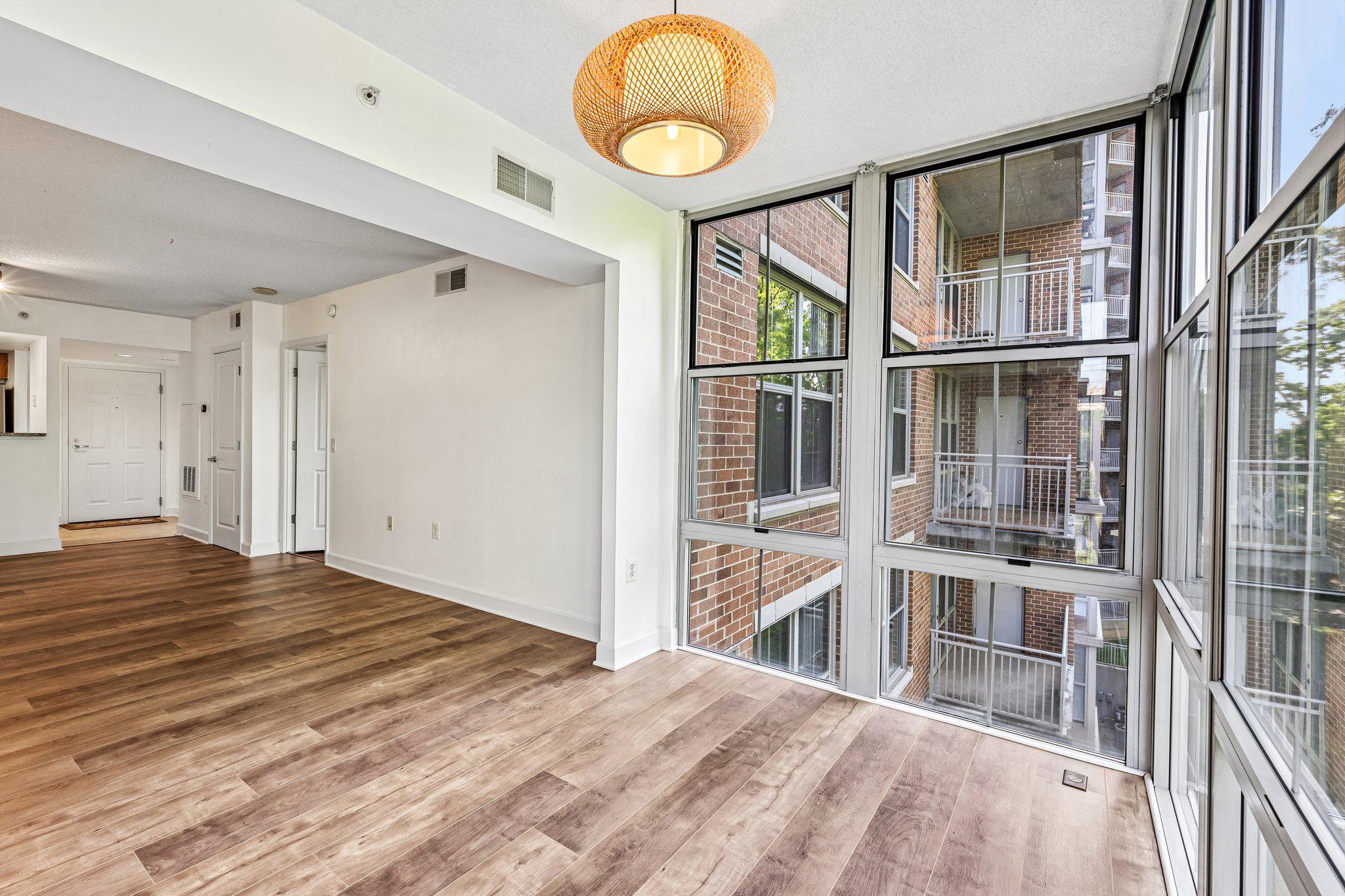 CARLTON HOUSE - Residential