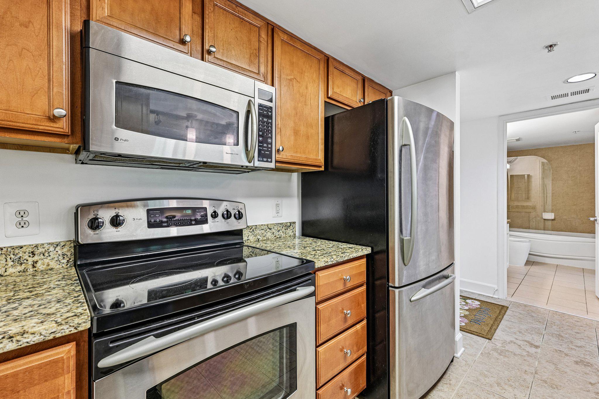 CARLTON HOUSE - Residential