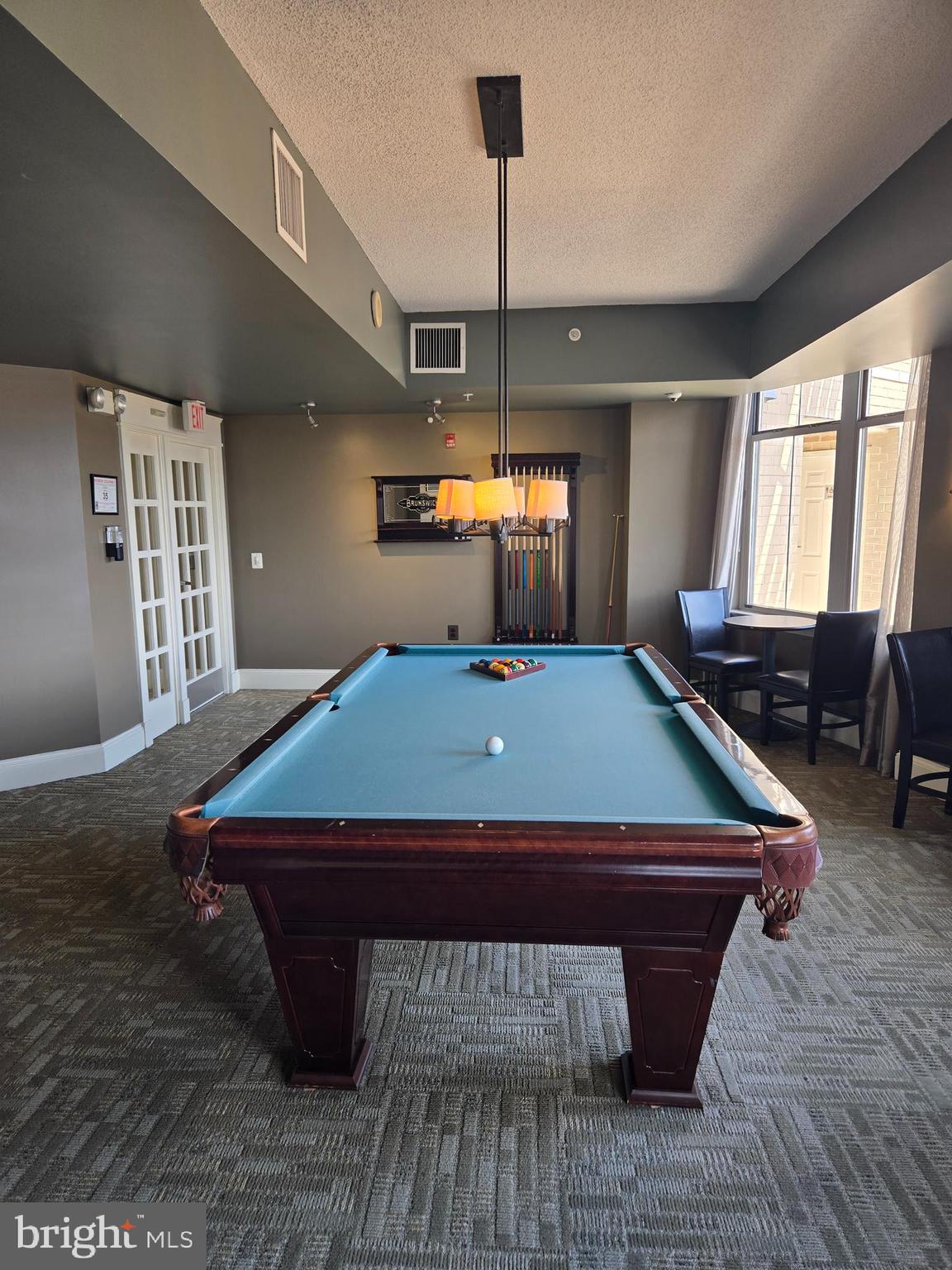 CARLTON HOUSE - Residential