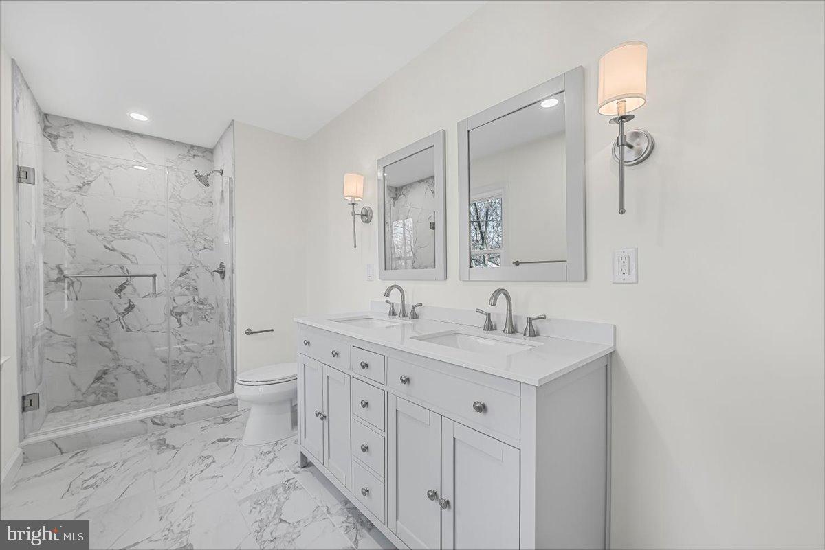 FALLSWOOD - Residential