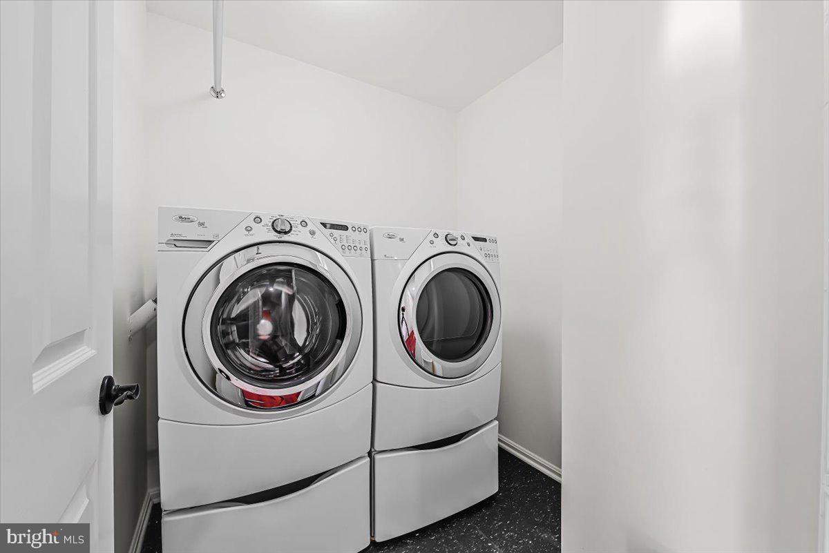 FALLSWOOD - Residential