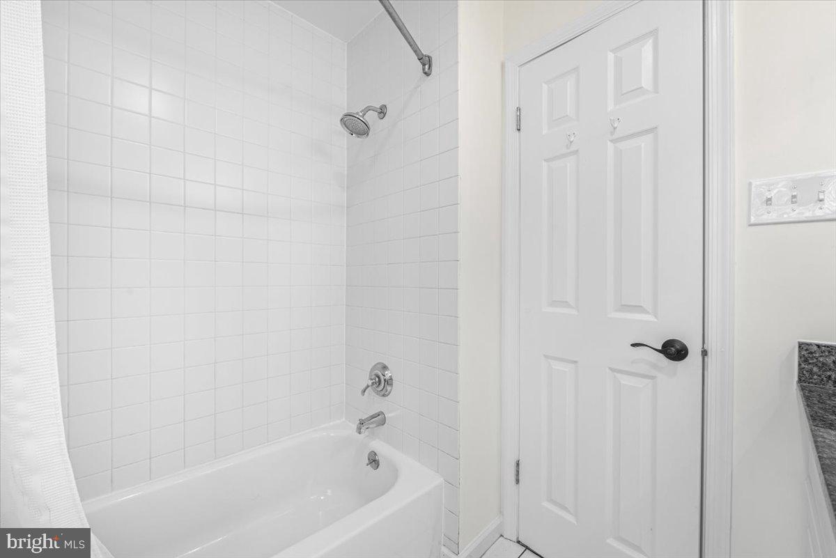 FALLSWOOD - Residential