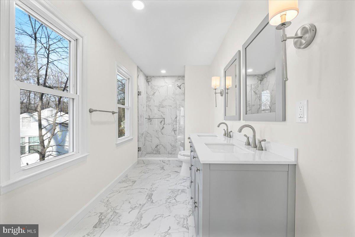 FALLSWOOD - Residential