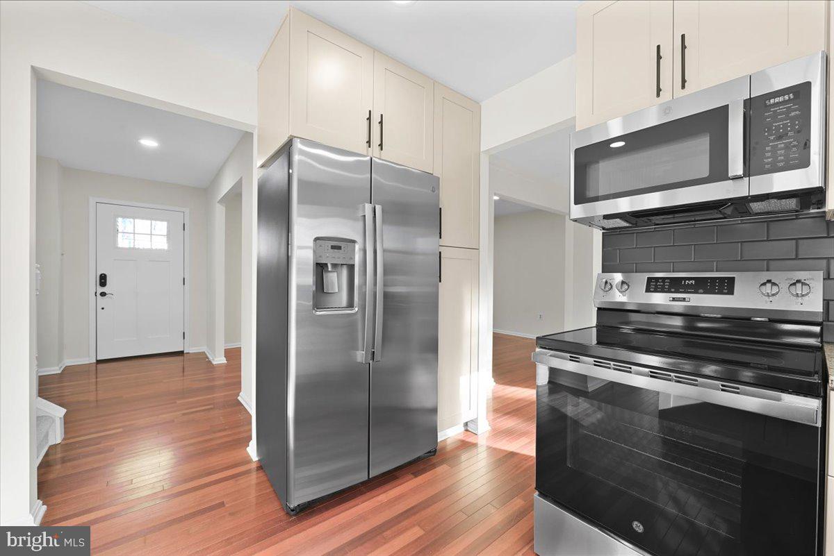 FALLSWOOD - Residential