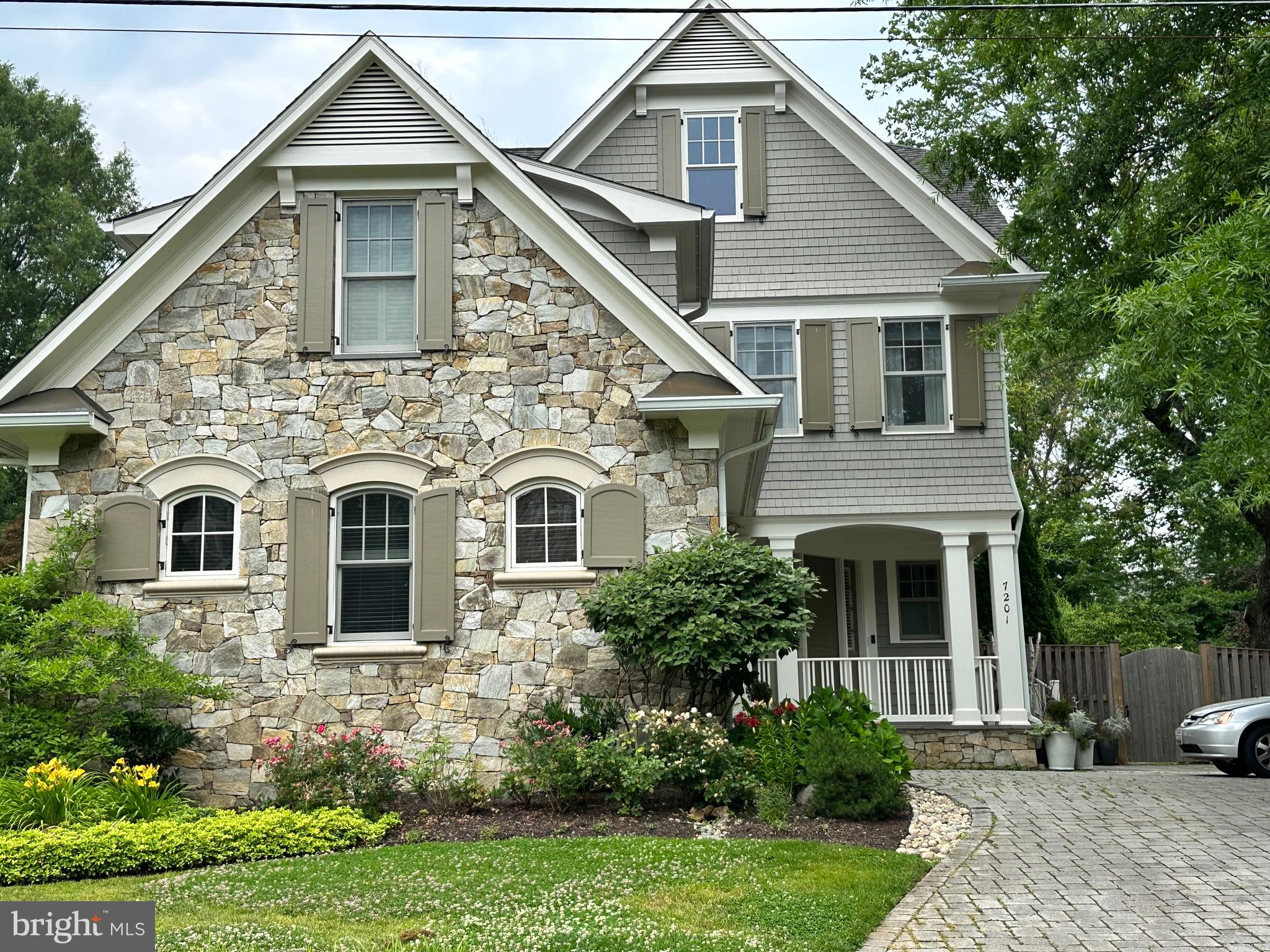 BRADLEY VILLAGE - Residential