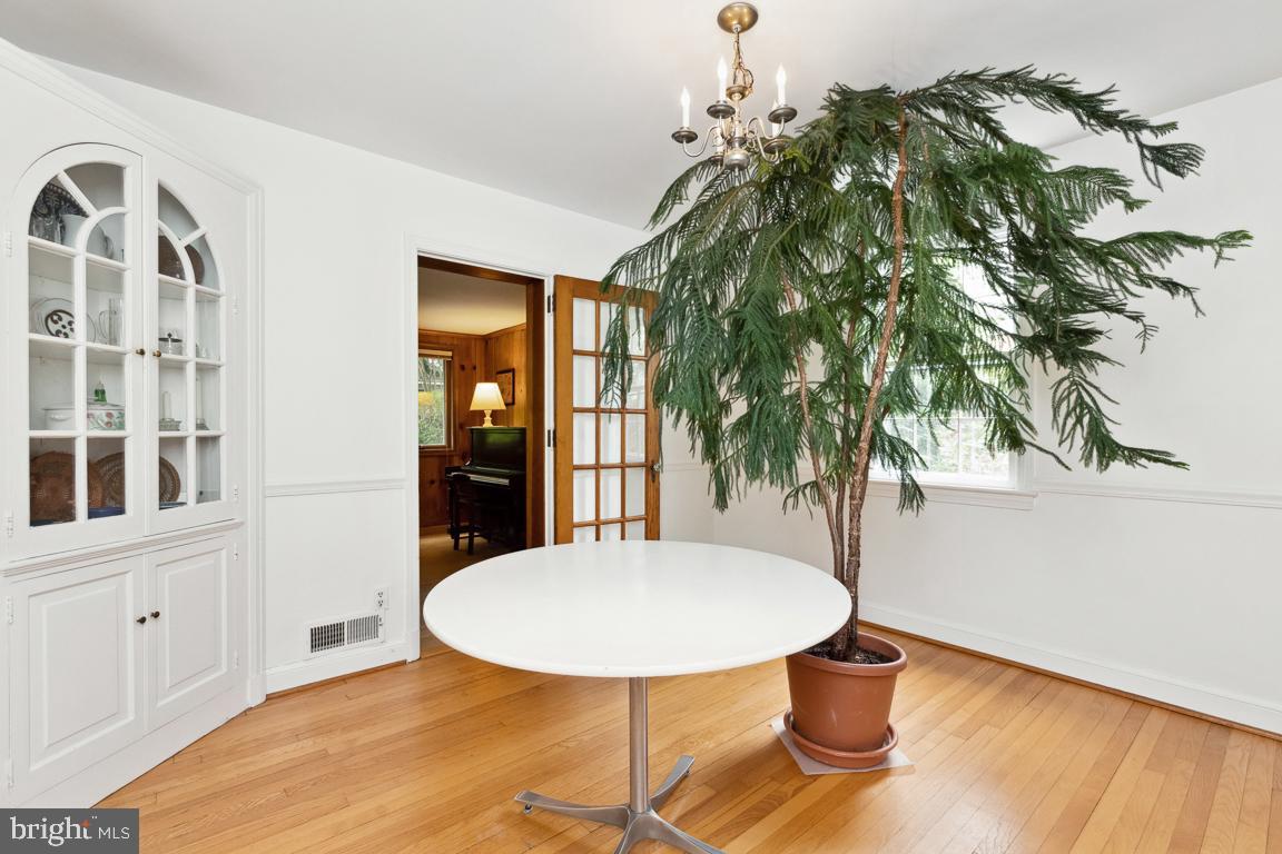 BRADLEY VILLAGE - Residential