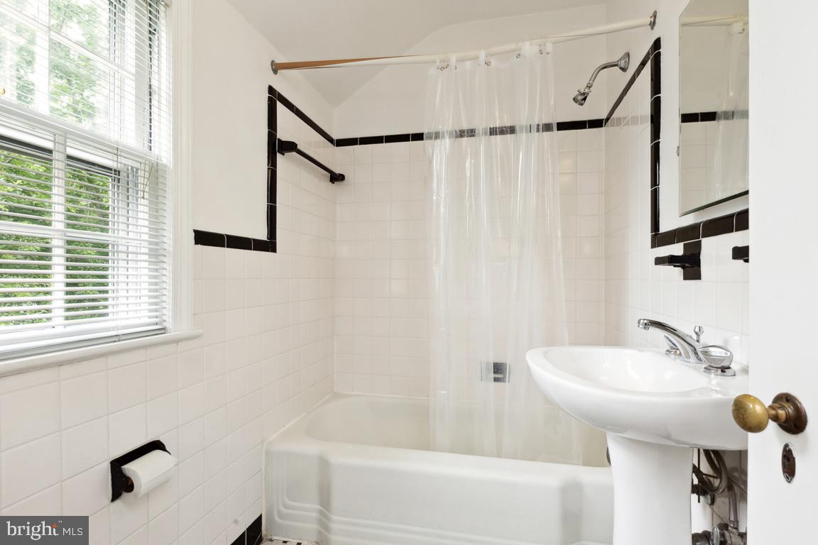 BRADLEY VILLAGE - Residential