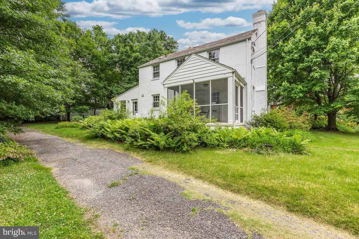 BRADLEY VILLAGE - Residential