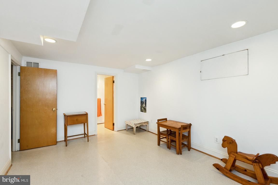 BRADLEY VILLAGE - Residential