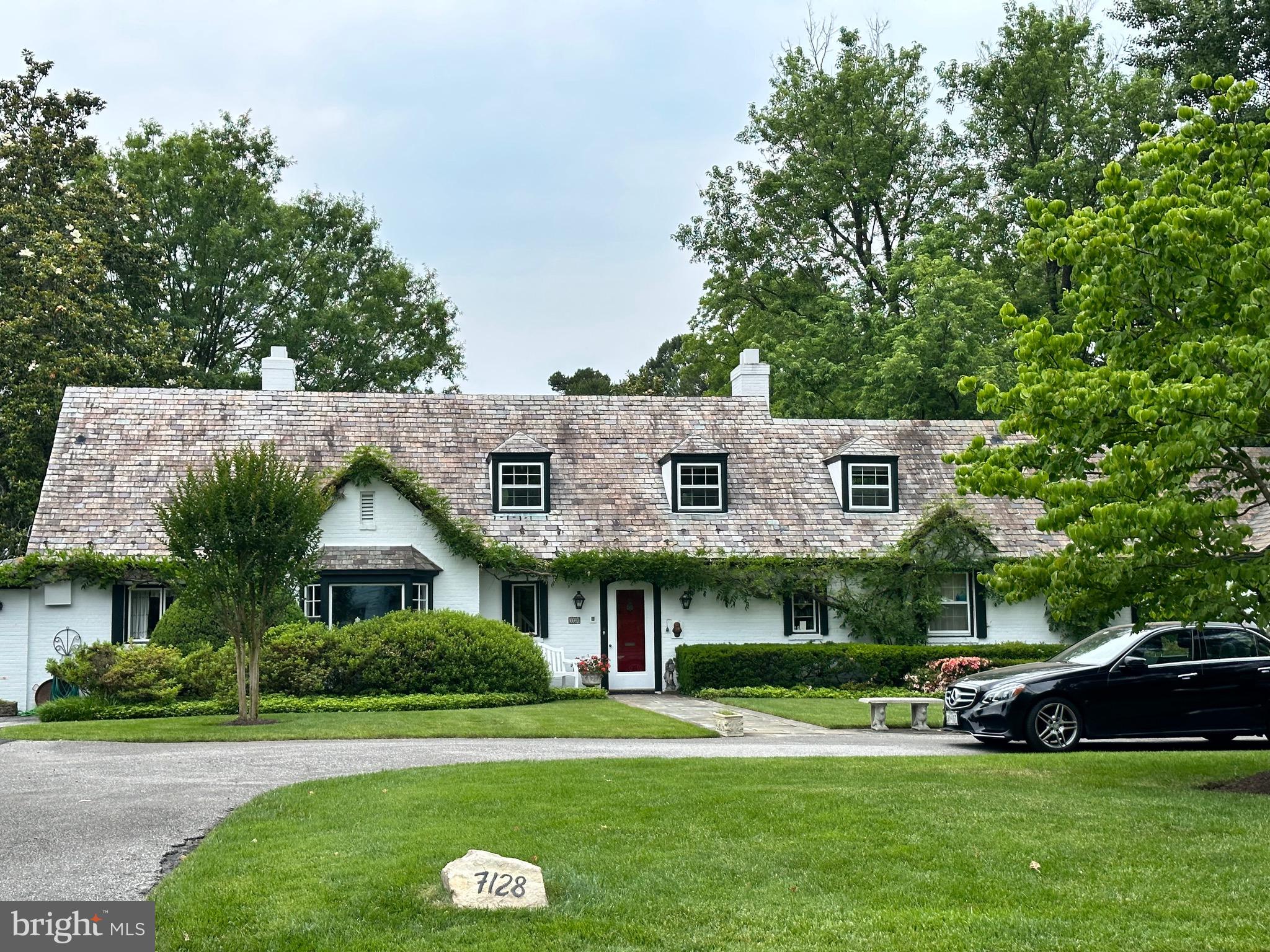 BRADLEY VILLAGE - Residential