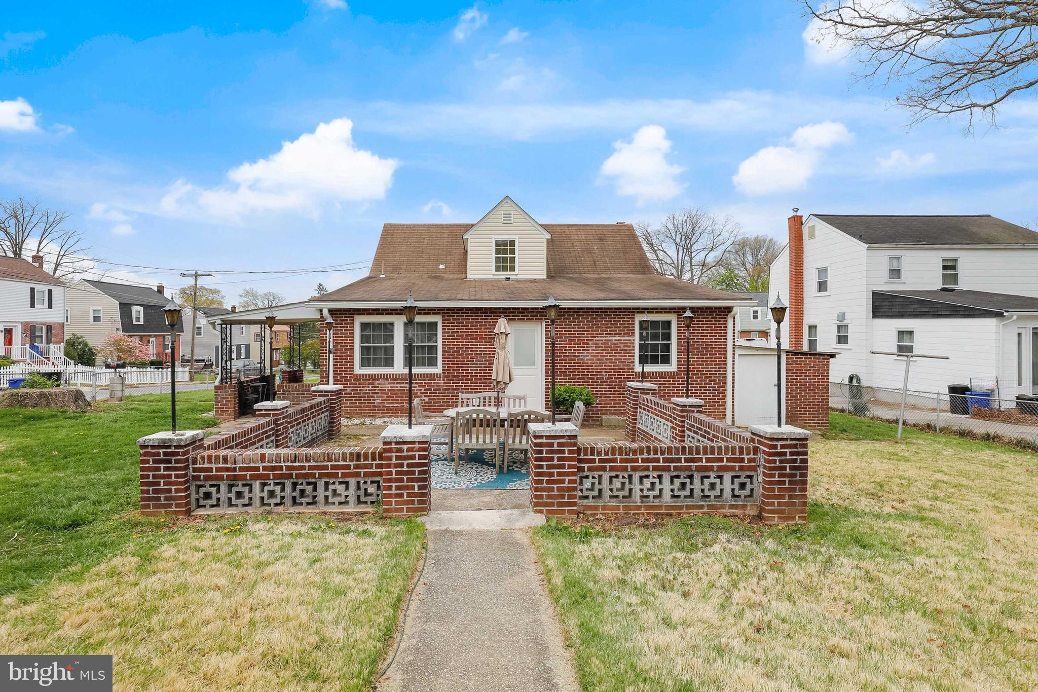 PARKVILLE SUMMIT - Residential