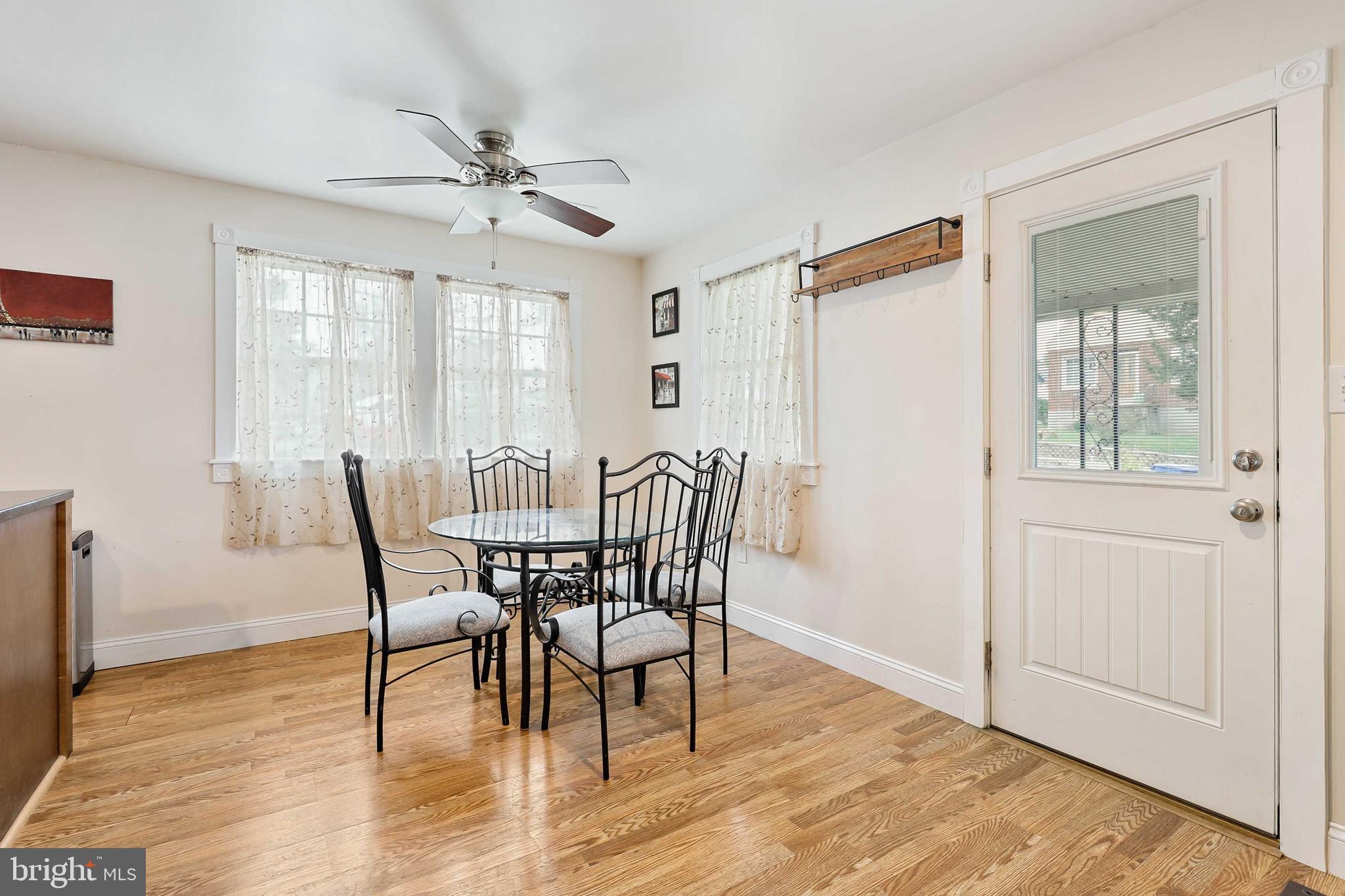 PARKVILLE SUMMIT - Residential