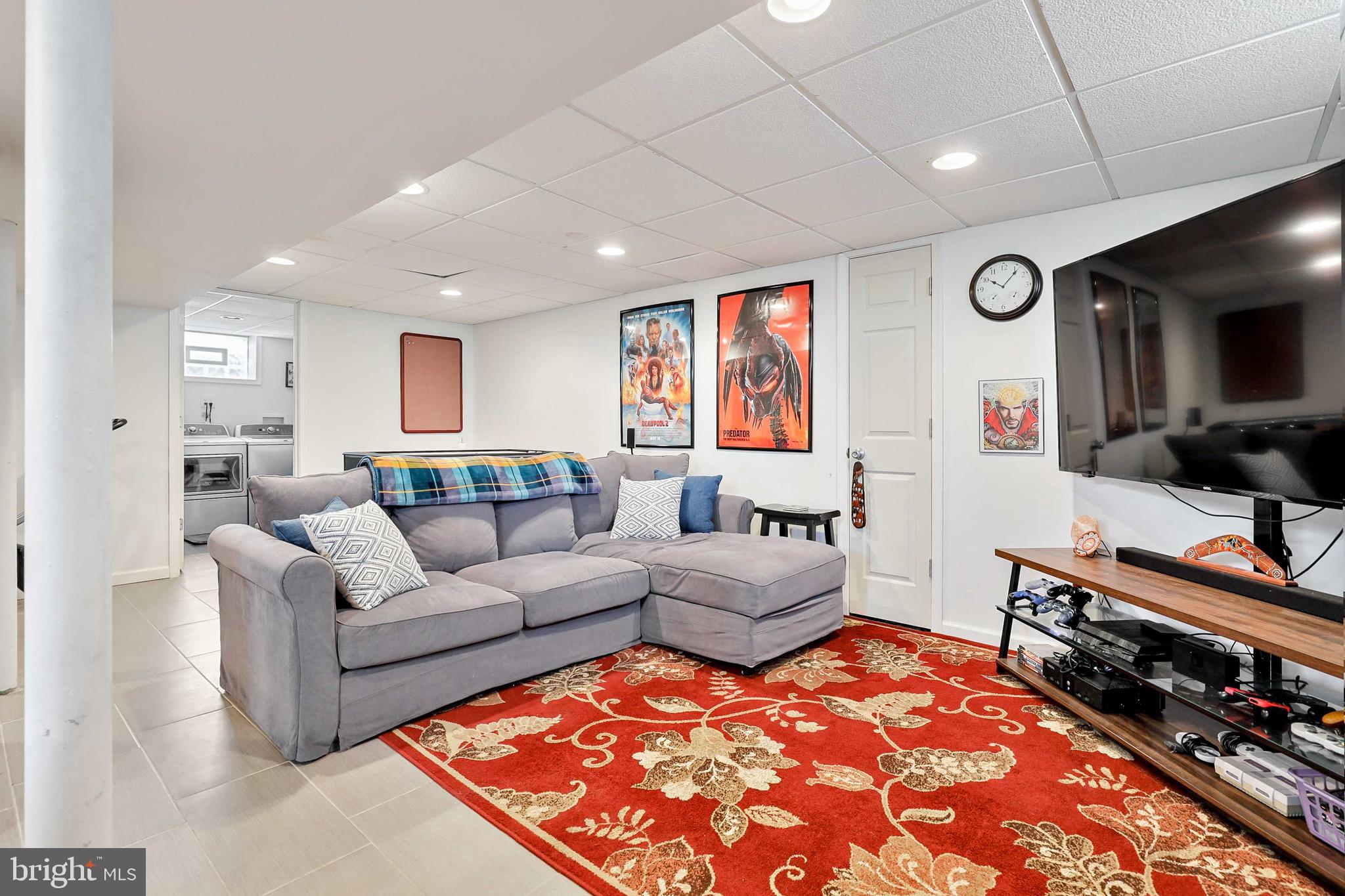 PARKVILLE SUMMIT - Residential