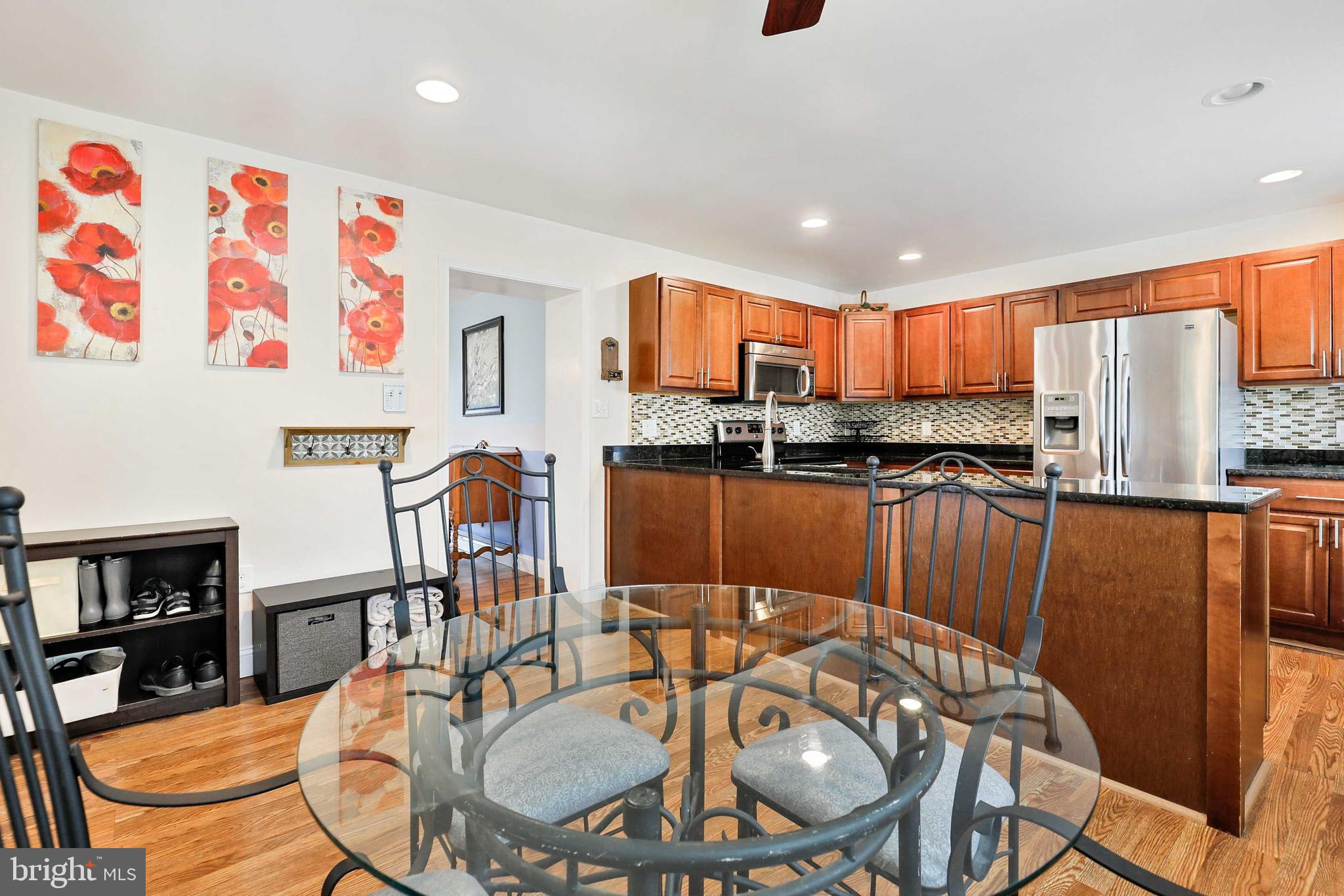 PARKVILLE SUMMIT - Residential