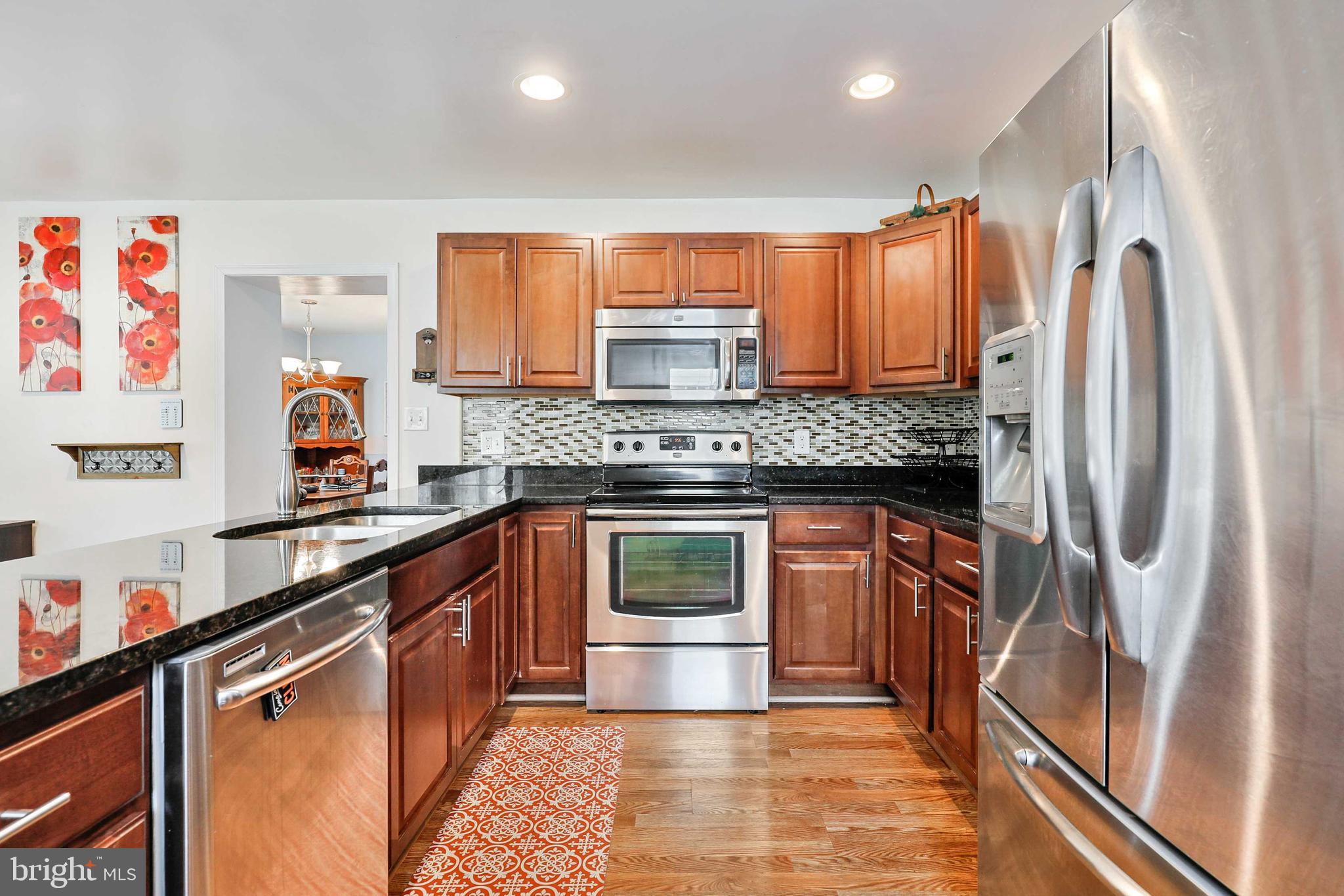 PARKVILLE SUMMIT - Residential