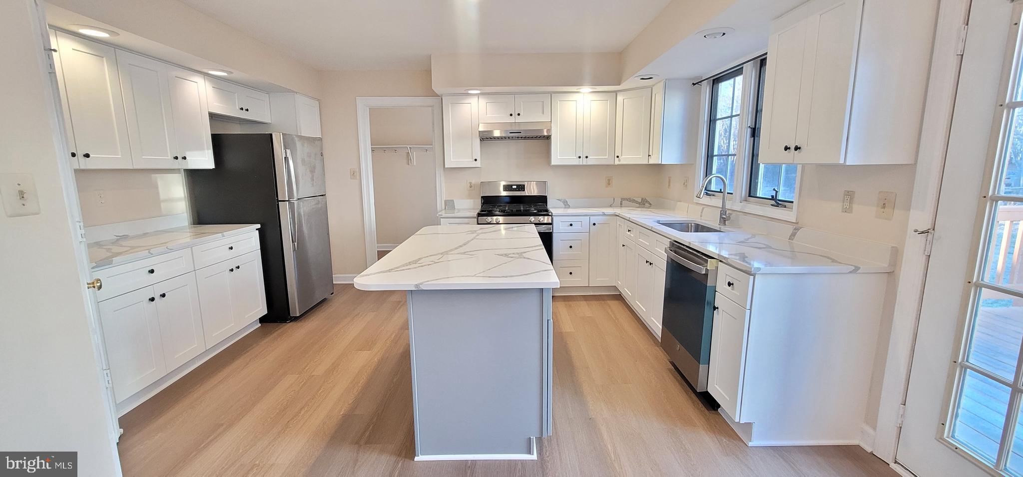 STONEBRIDGE - Residential Lease