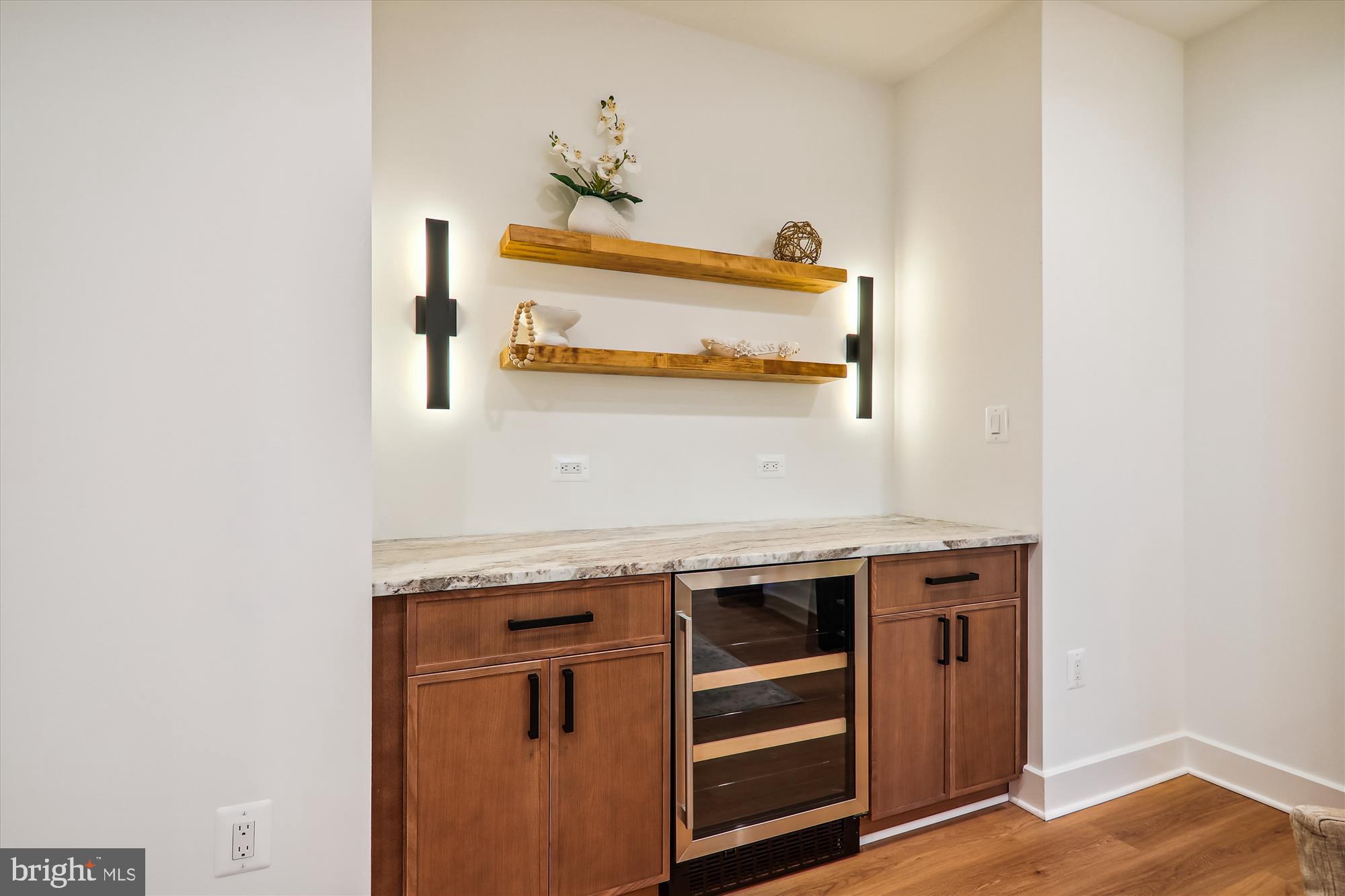 GEORGETOWN VILLAGE - Residential