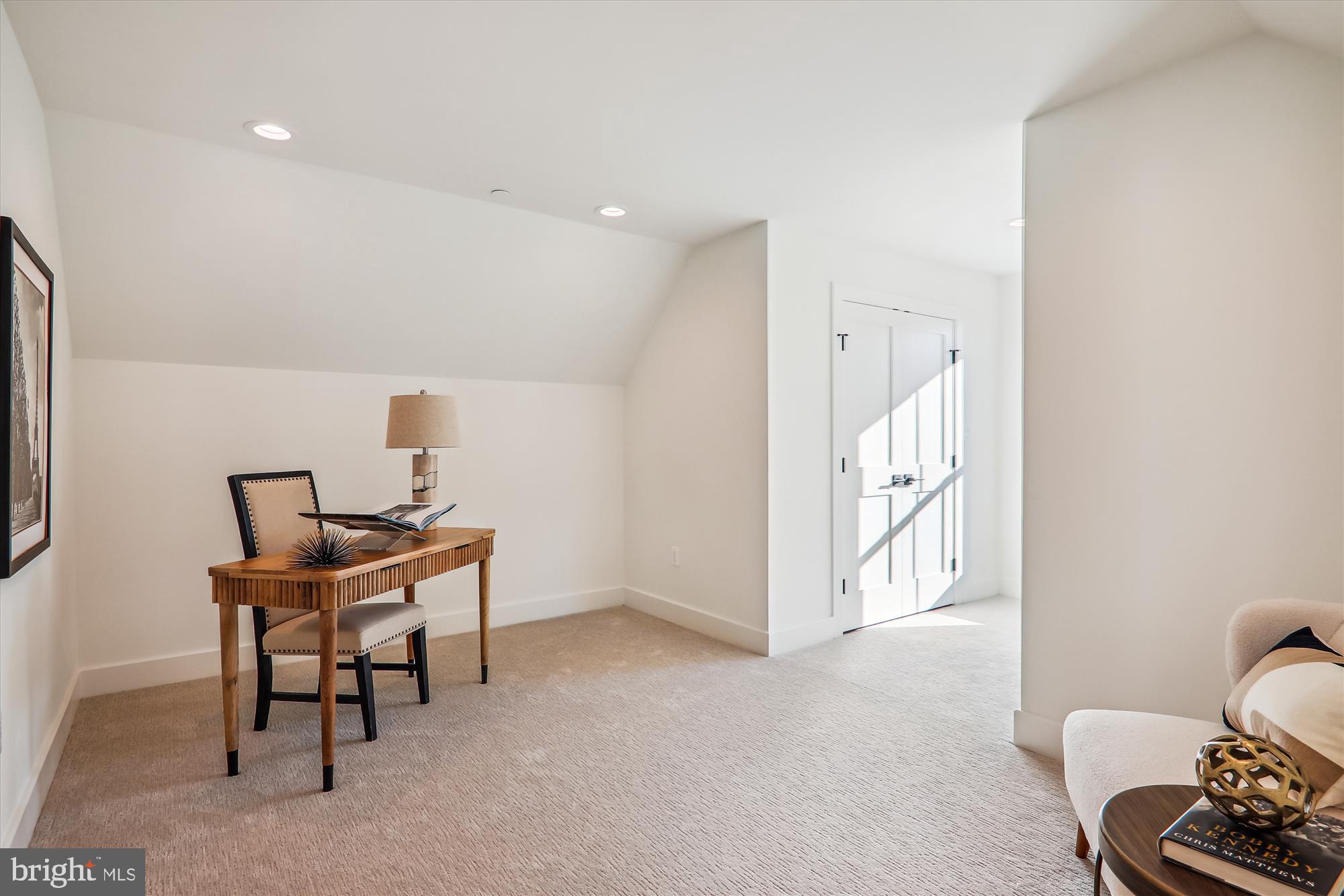 GEORGETOWN VILLAGE - Residential