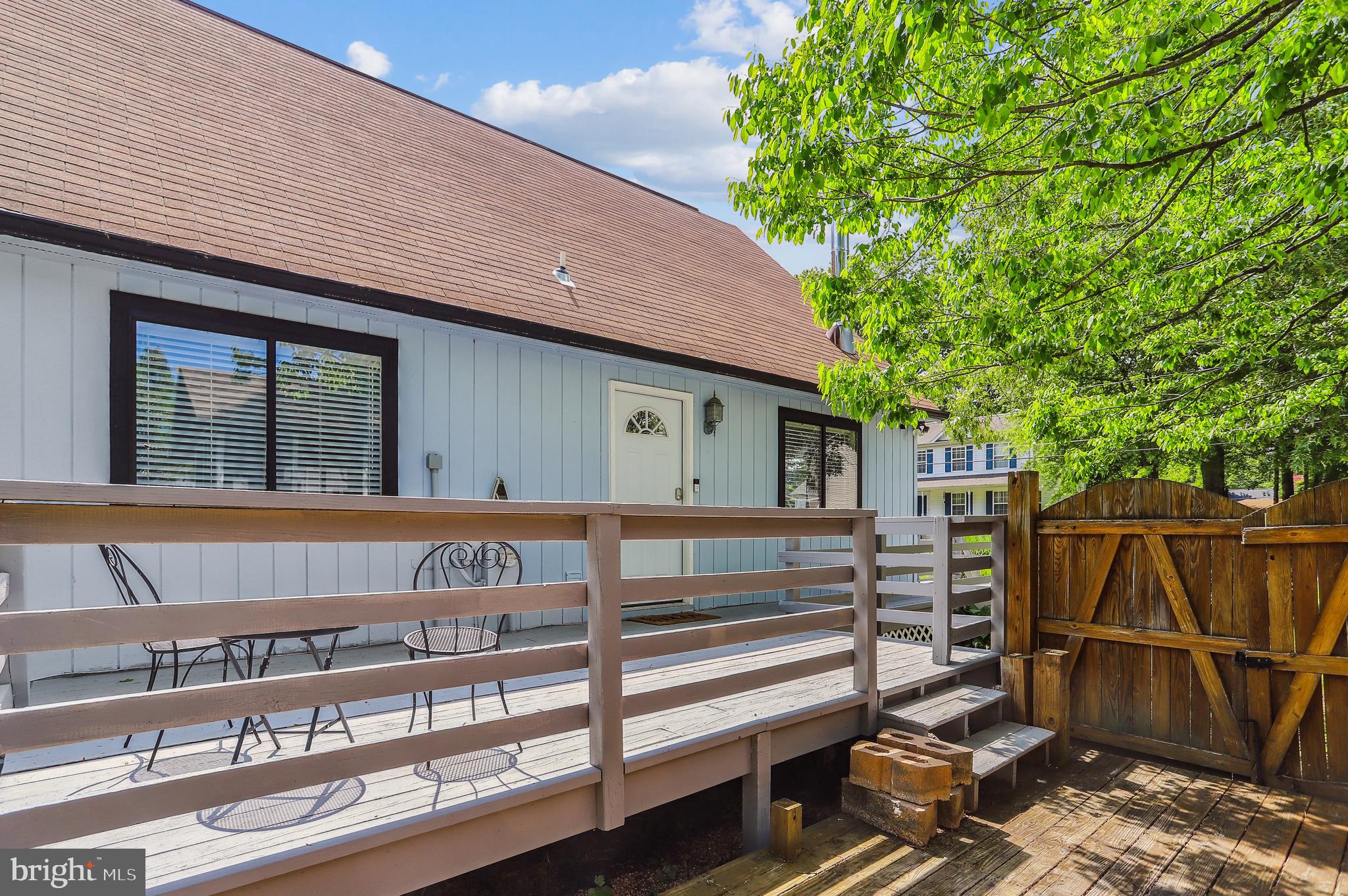 AVALON SHORES - Residential