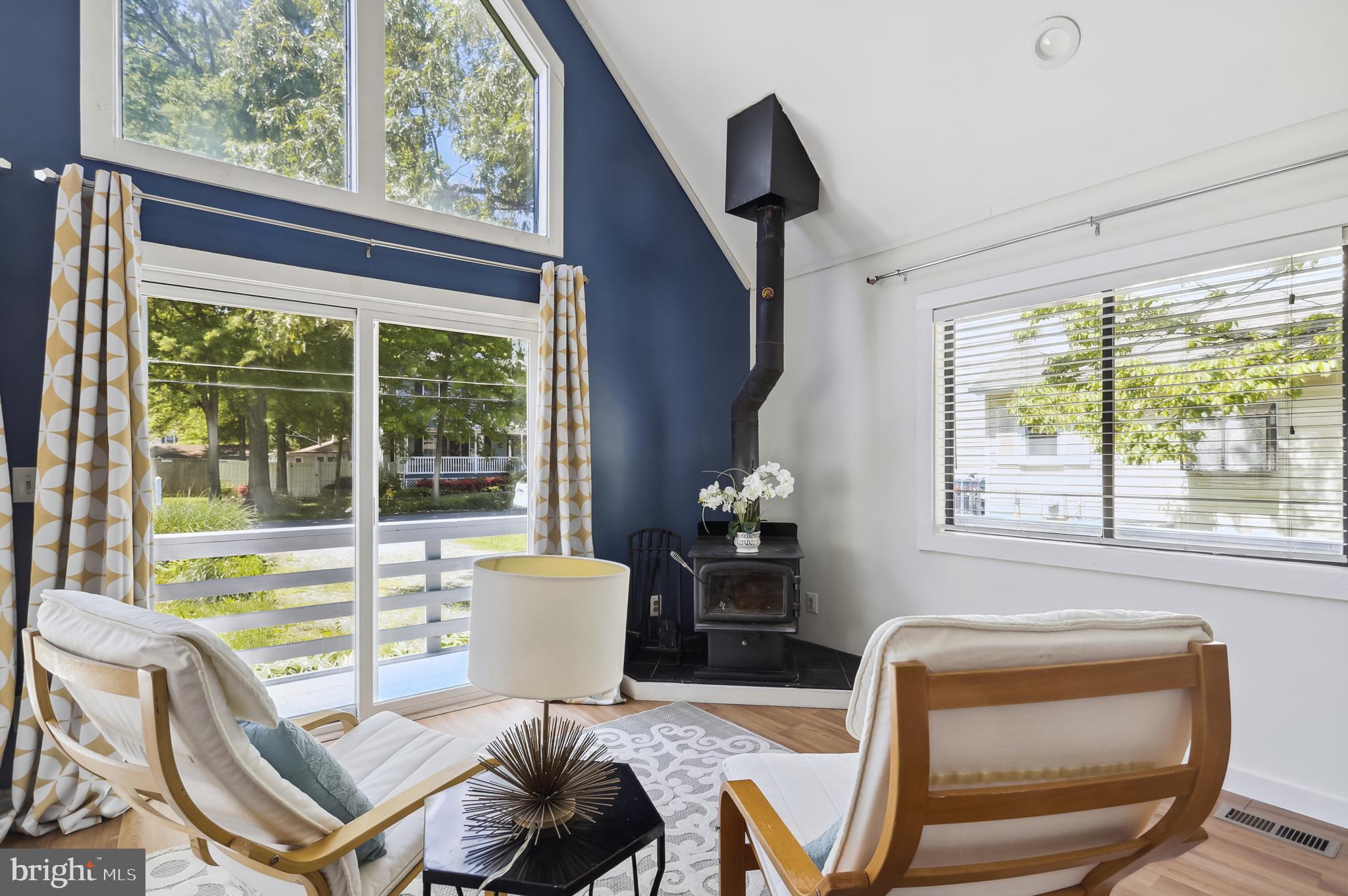 AVALON SHORES - Residential