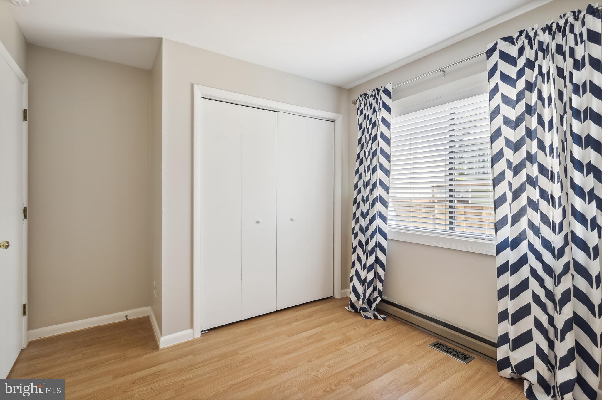 AVALON SHORES - Residential