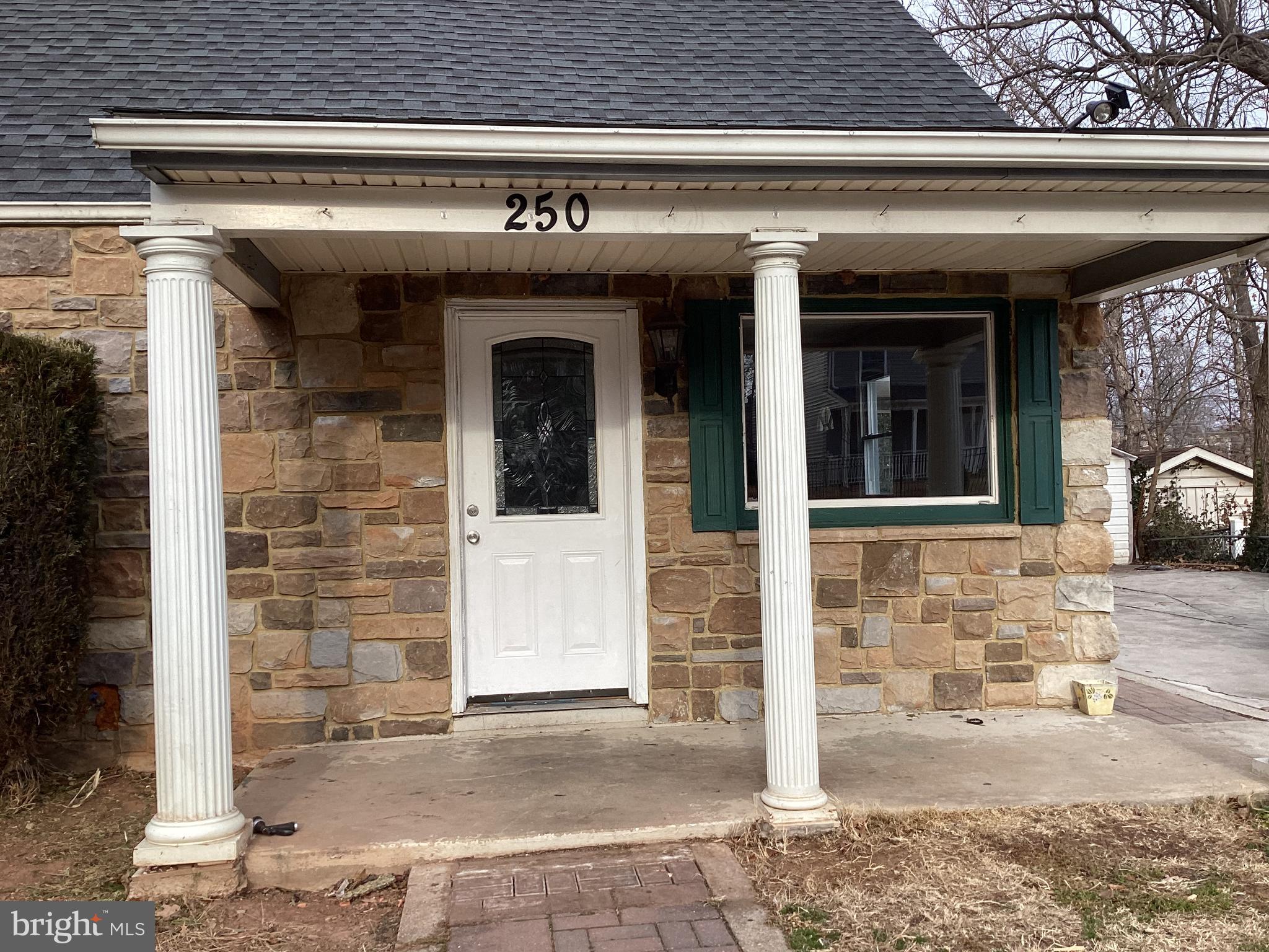 MANASSAS PARK - Residential