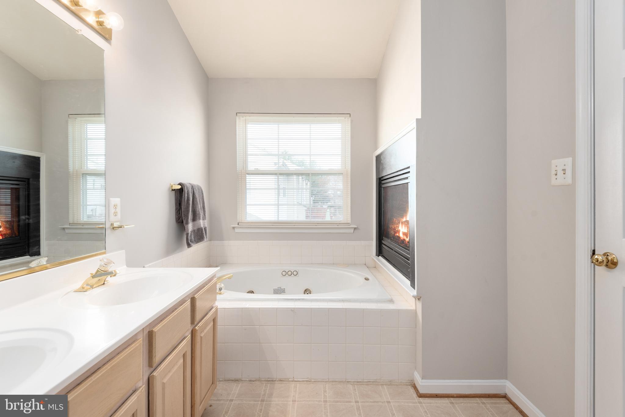 PRINCE WILLIAM COMMONS - Residential