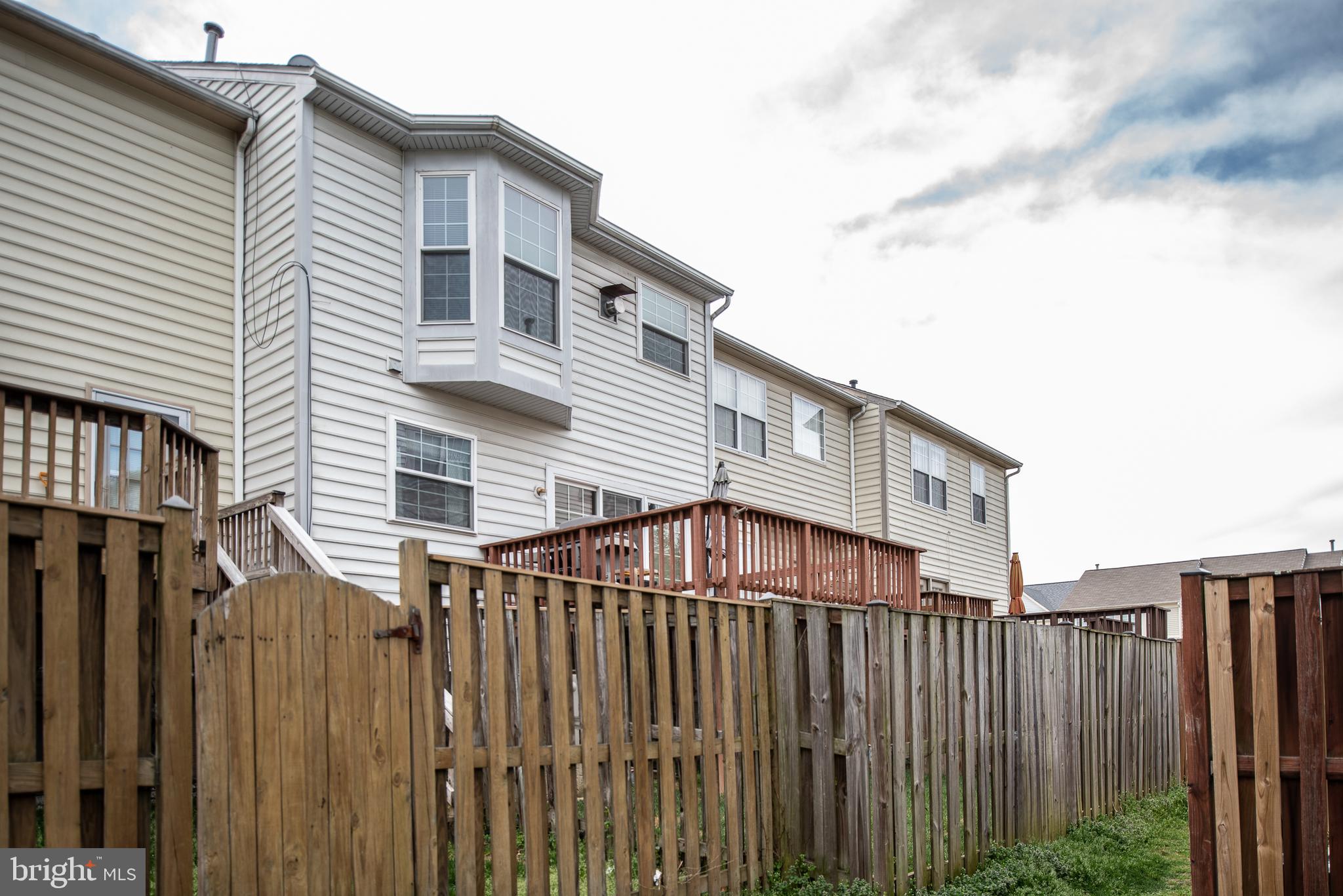 PRINCE WILLIAM COMMONS - Residential