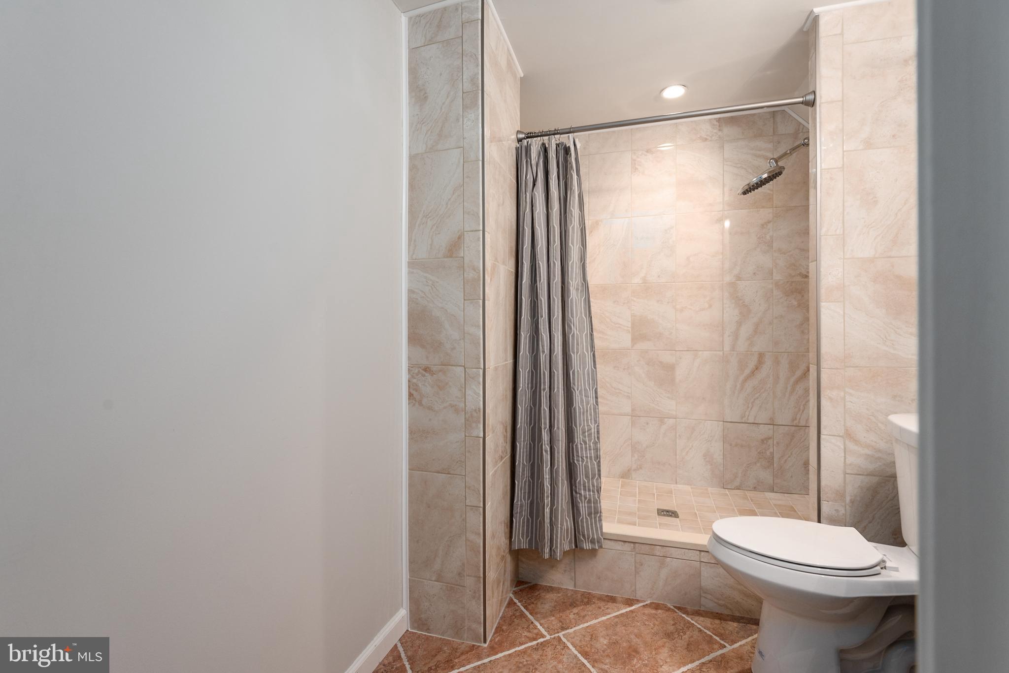 PRINCE WILLIAM COMMONS - Residential