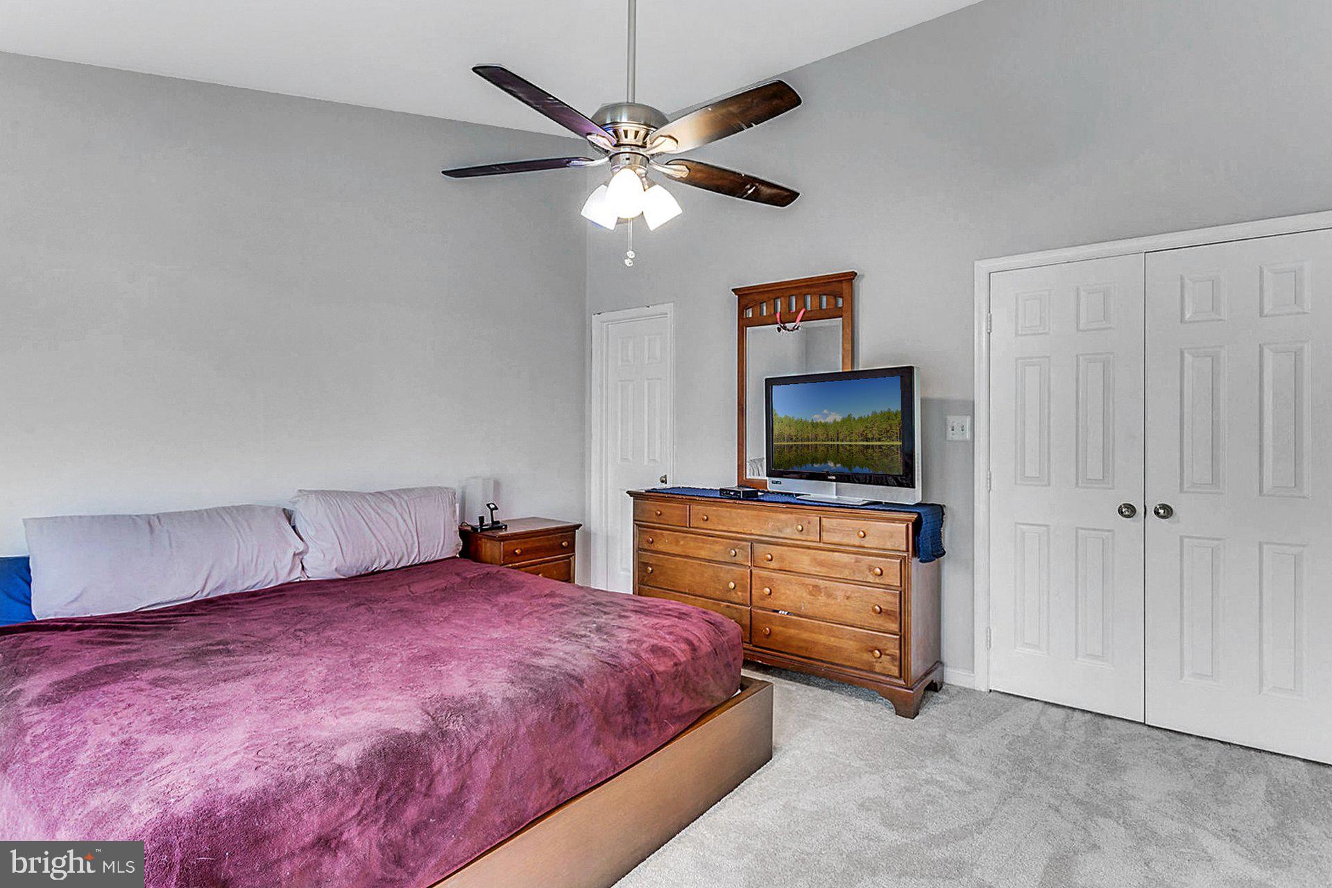 PRINCE WILLIAM COMMONS - Residential