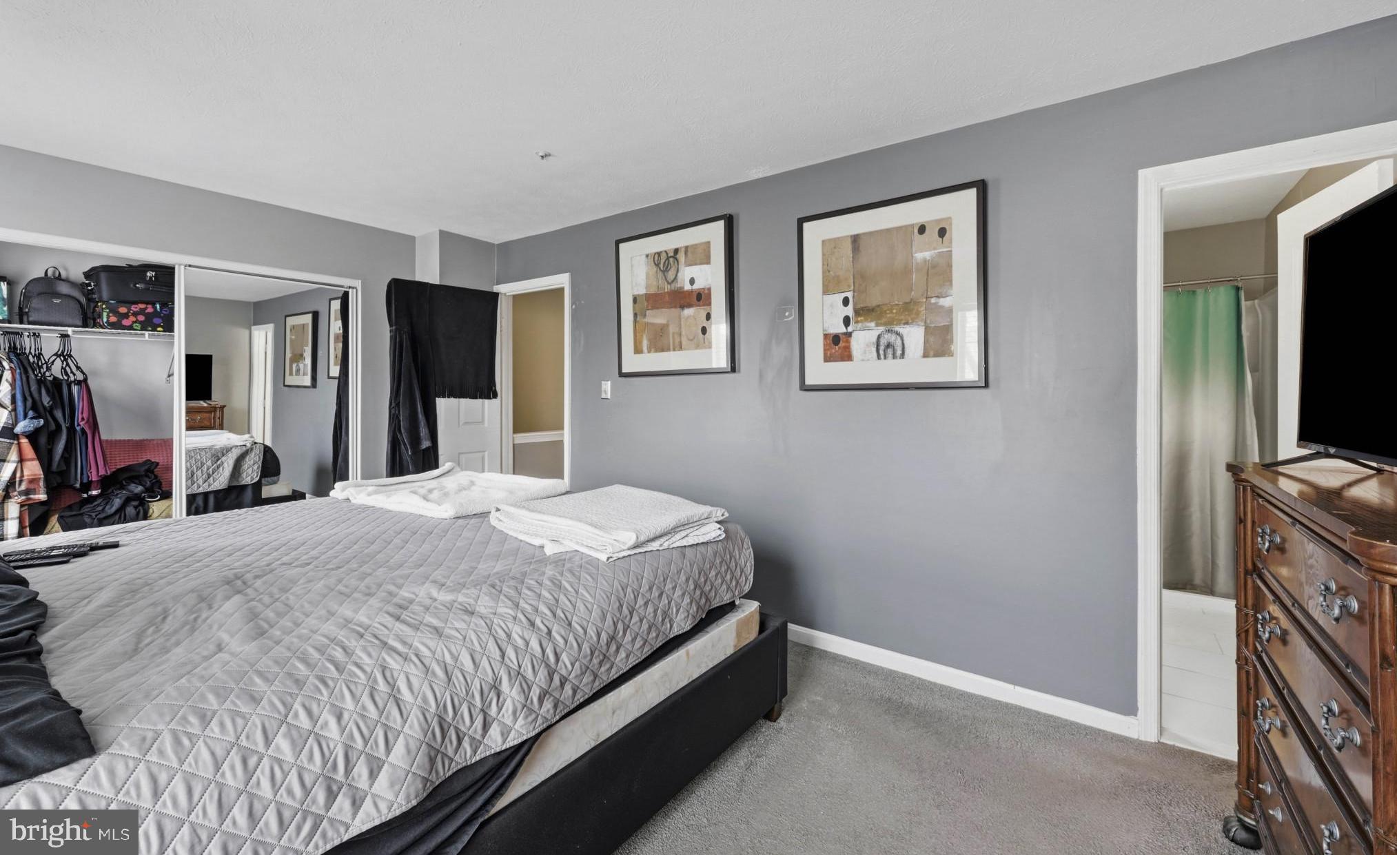 LAUREL GLEN - Residential